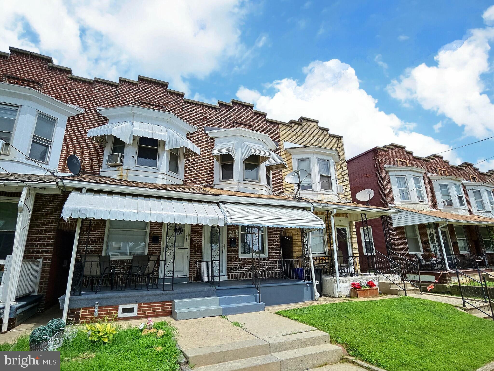 219 UPLAND AVENUE