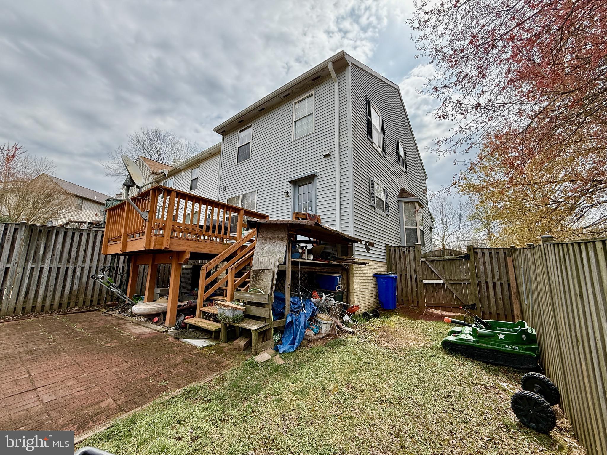 CROFTON COMMONS - Residential