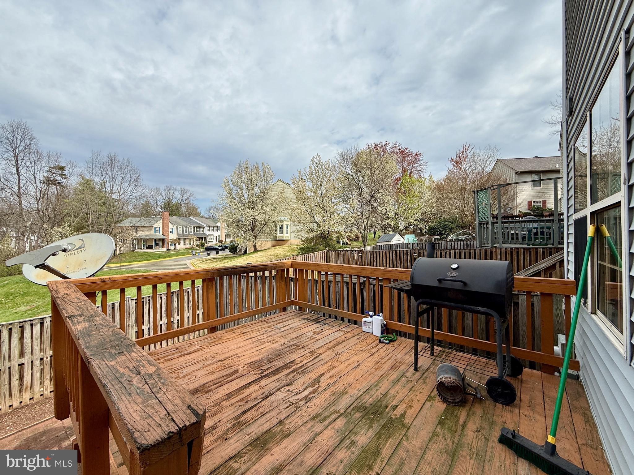 CROFTON COMMONS - Residential