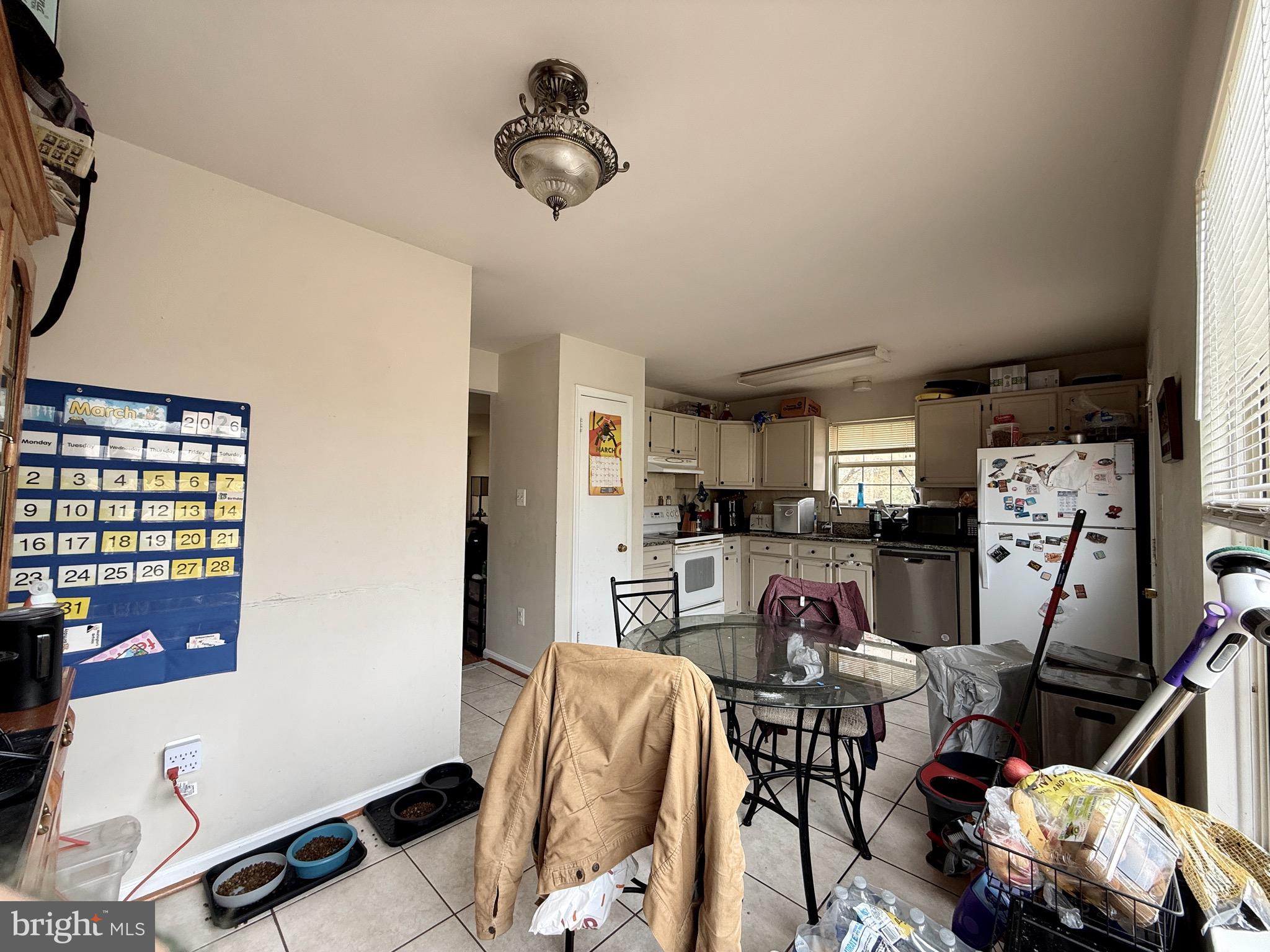 CROFTON COMMONS - Residential