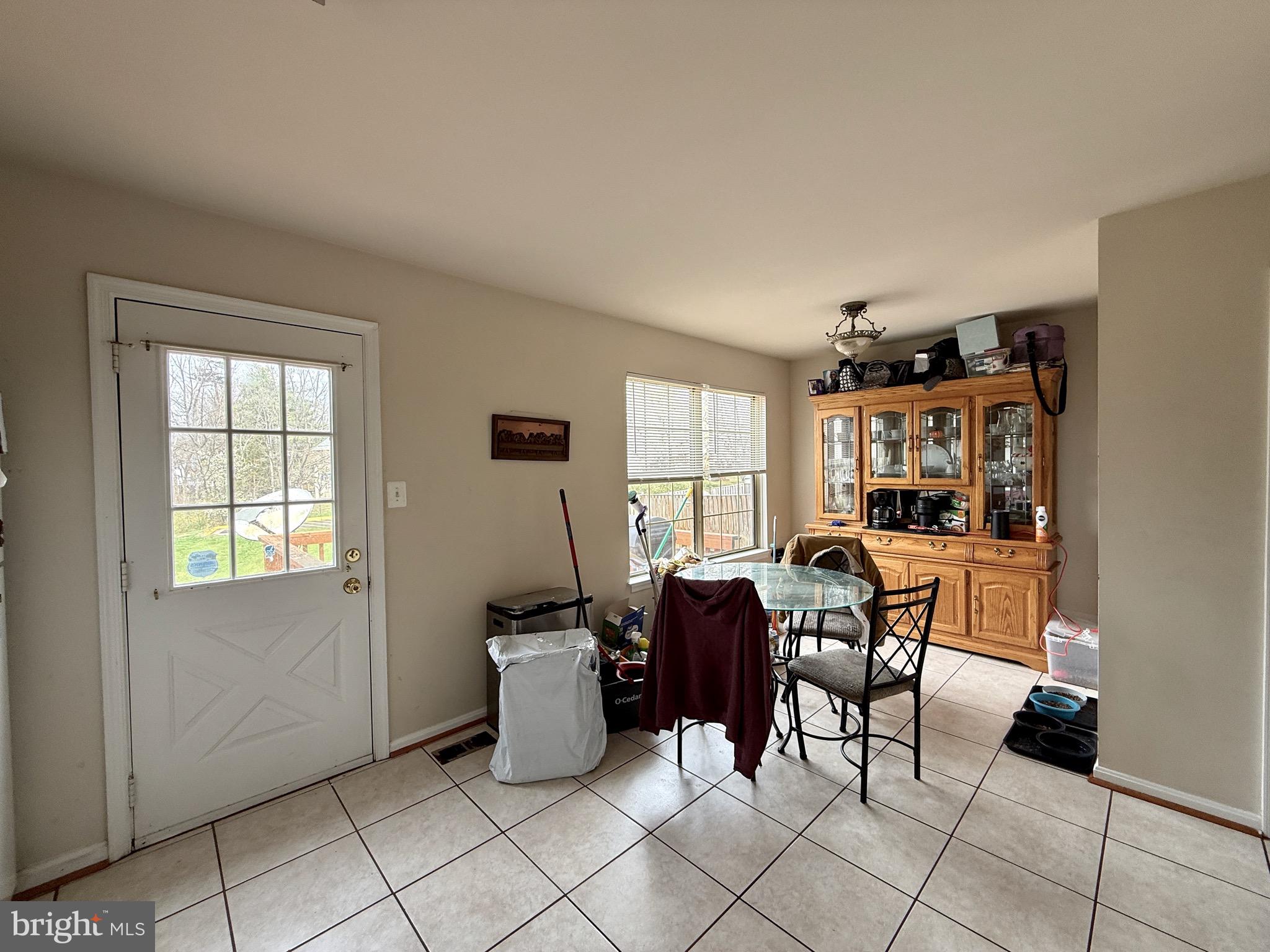 CROFTON COMMONS - Residential