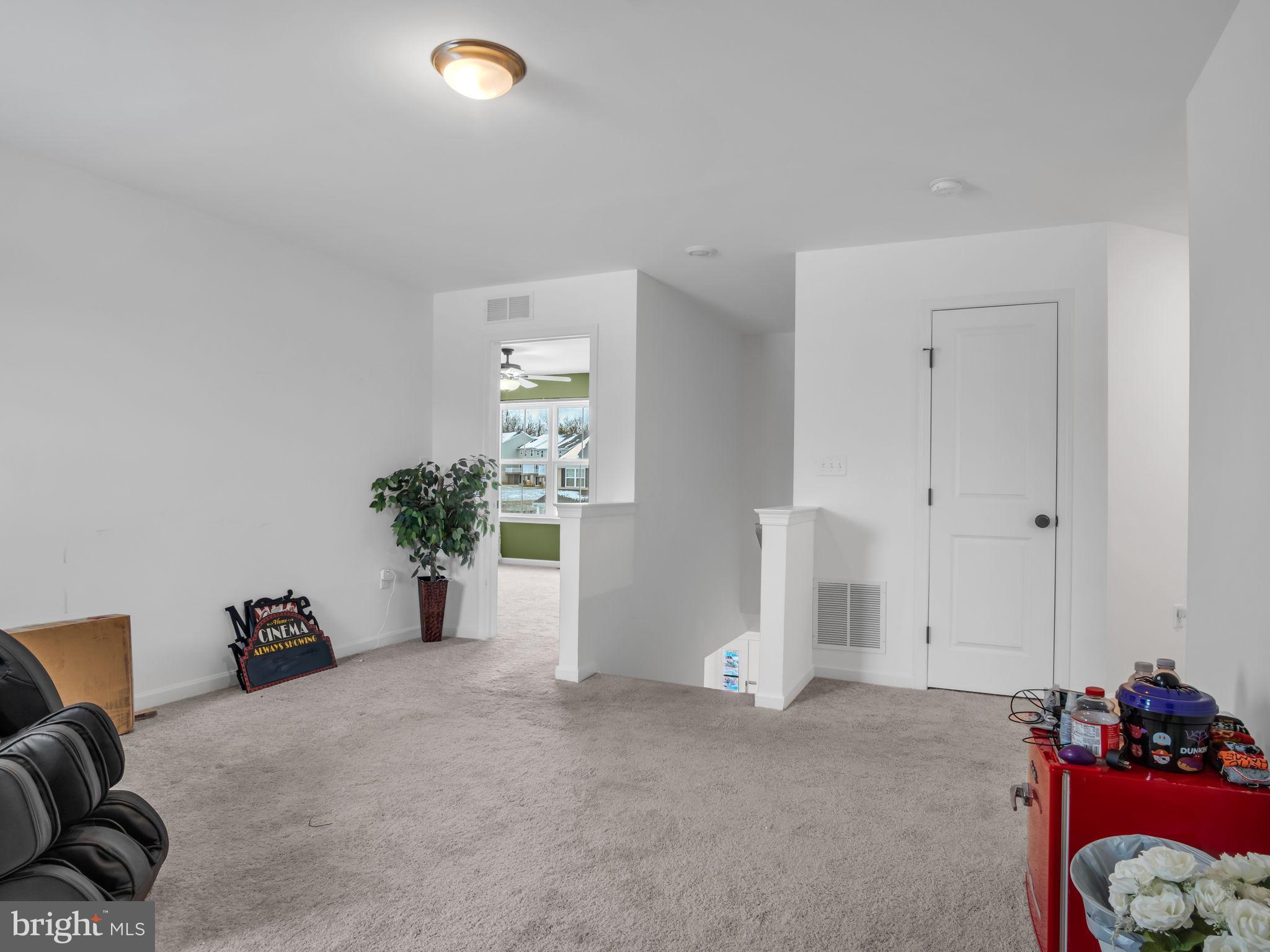 LOGAN GREENE - Residential