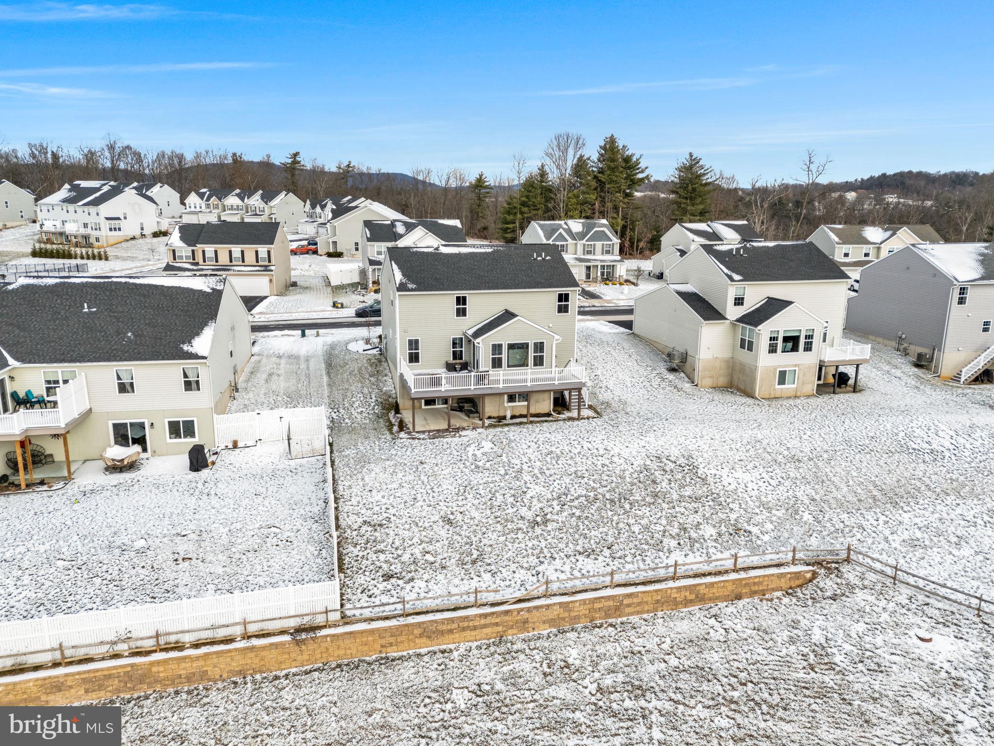 LOGAN GREENE - Residential