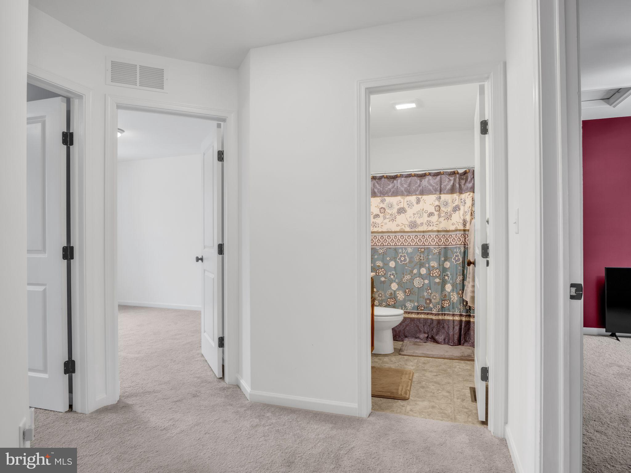 LOGAN GREENE - Residential