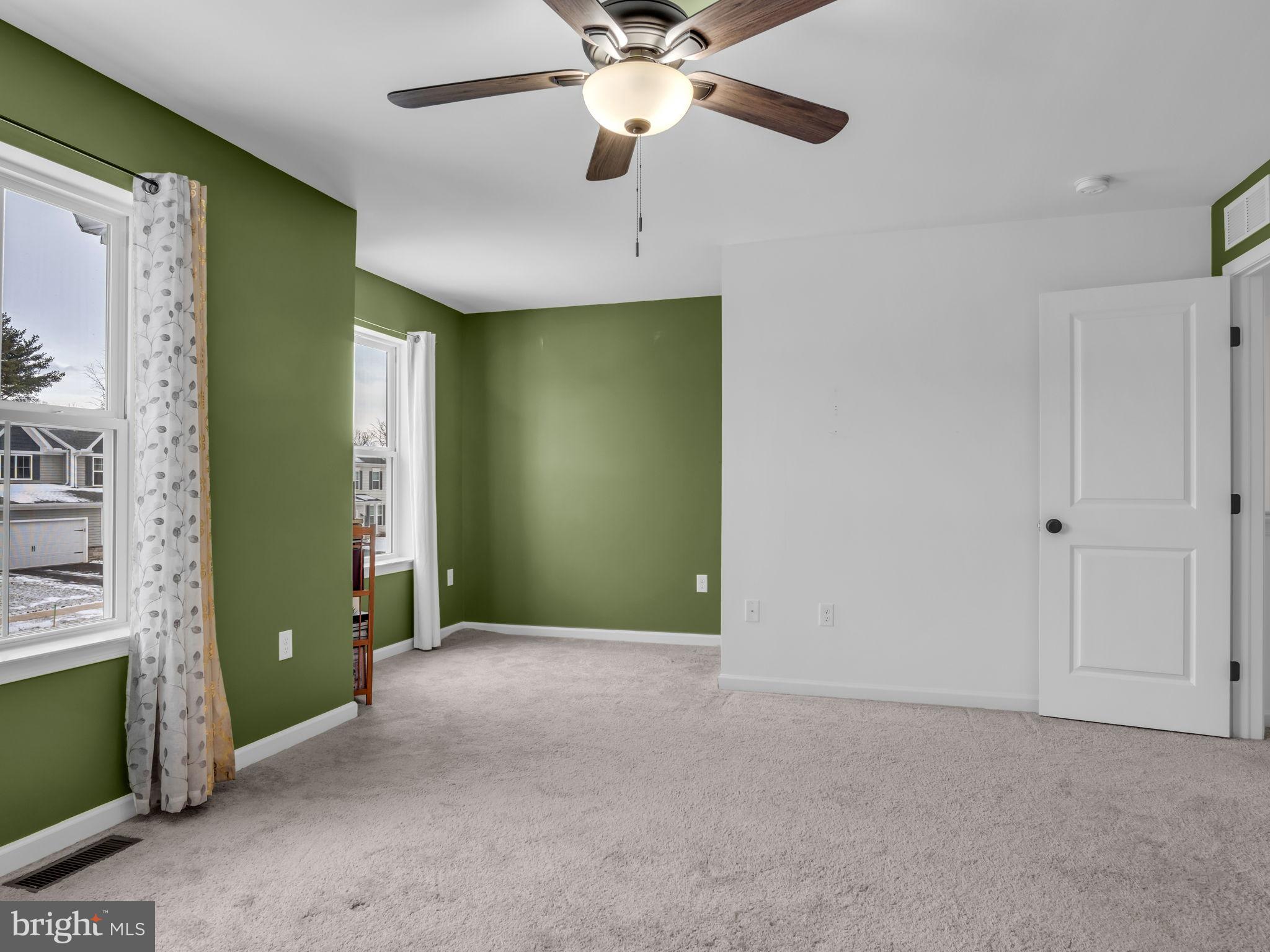 LOGAN GREENE - Residential