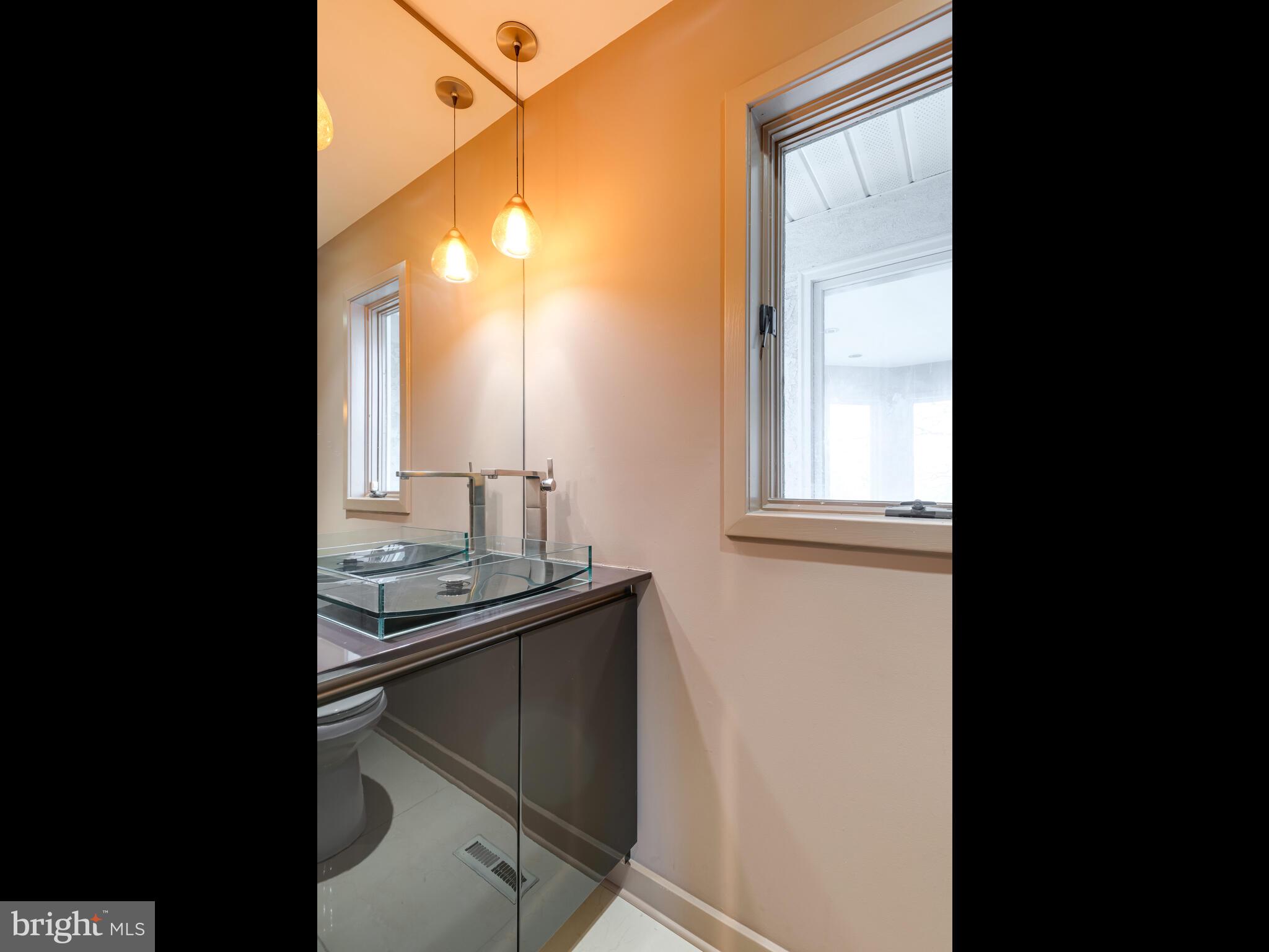 CHARTER CHASE - Residential