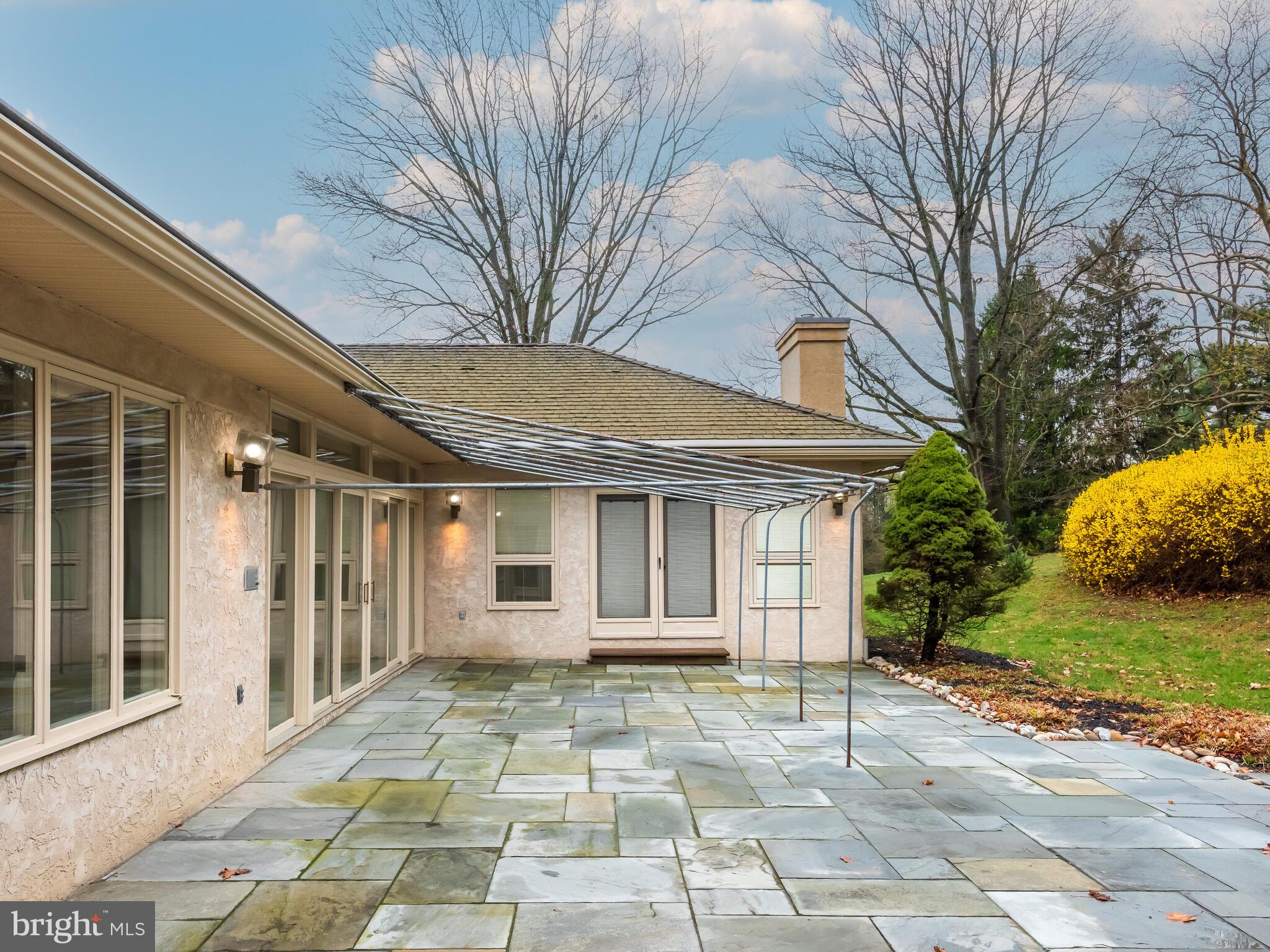 CHARTER CHASE - Residential