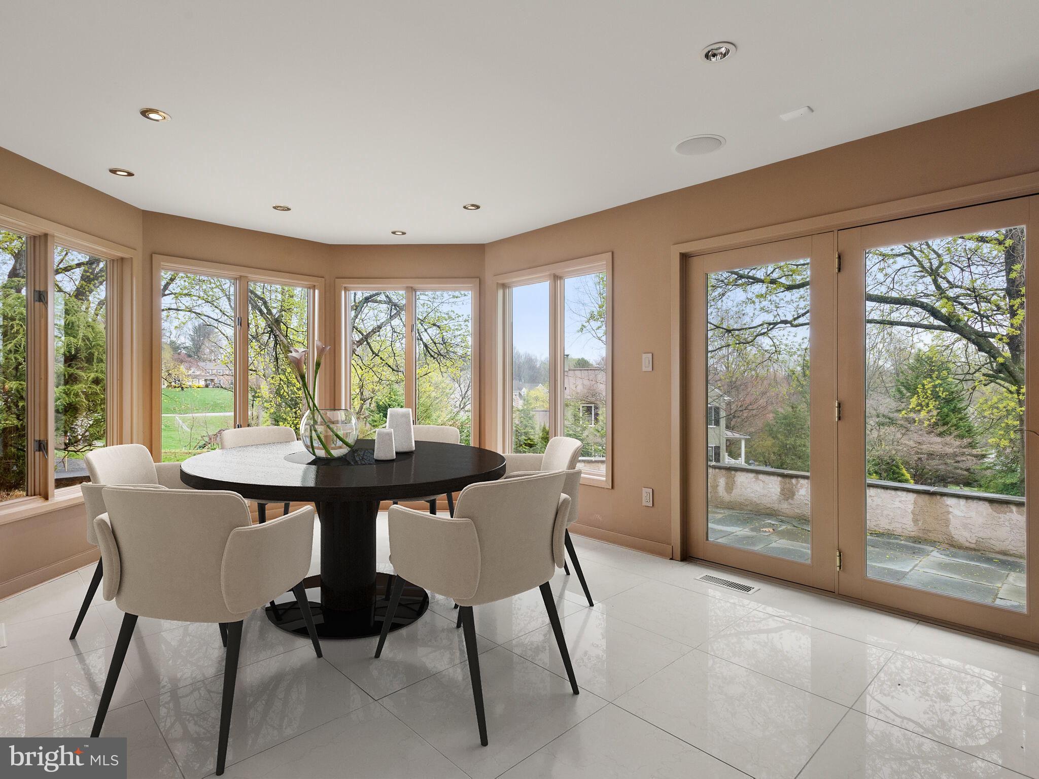 CHARTER CHASE - Residential