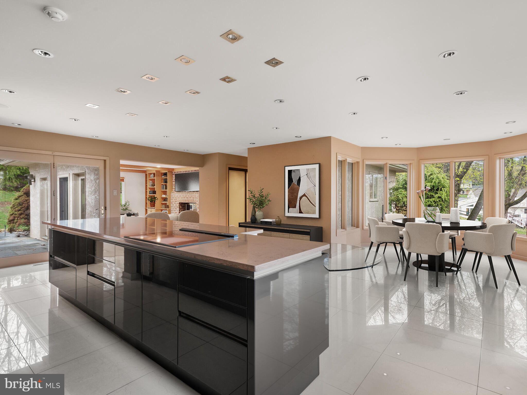 CHARTER CHASE - Residential