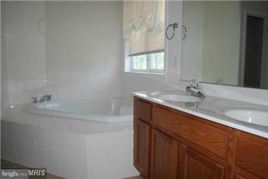 PARKS AT PIEDMONT SOUTH - Residential Lease