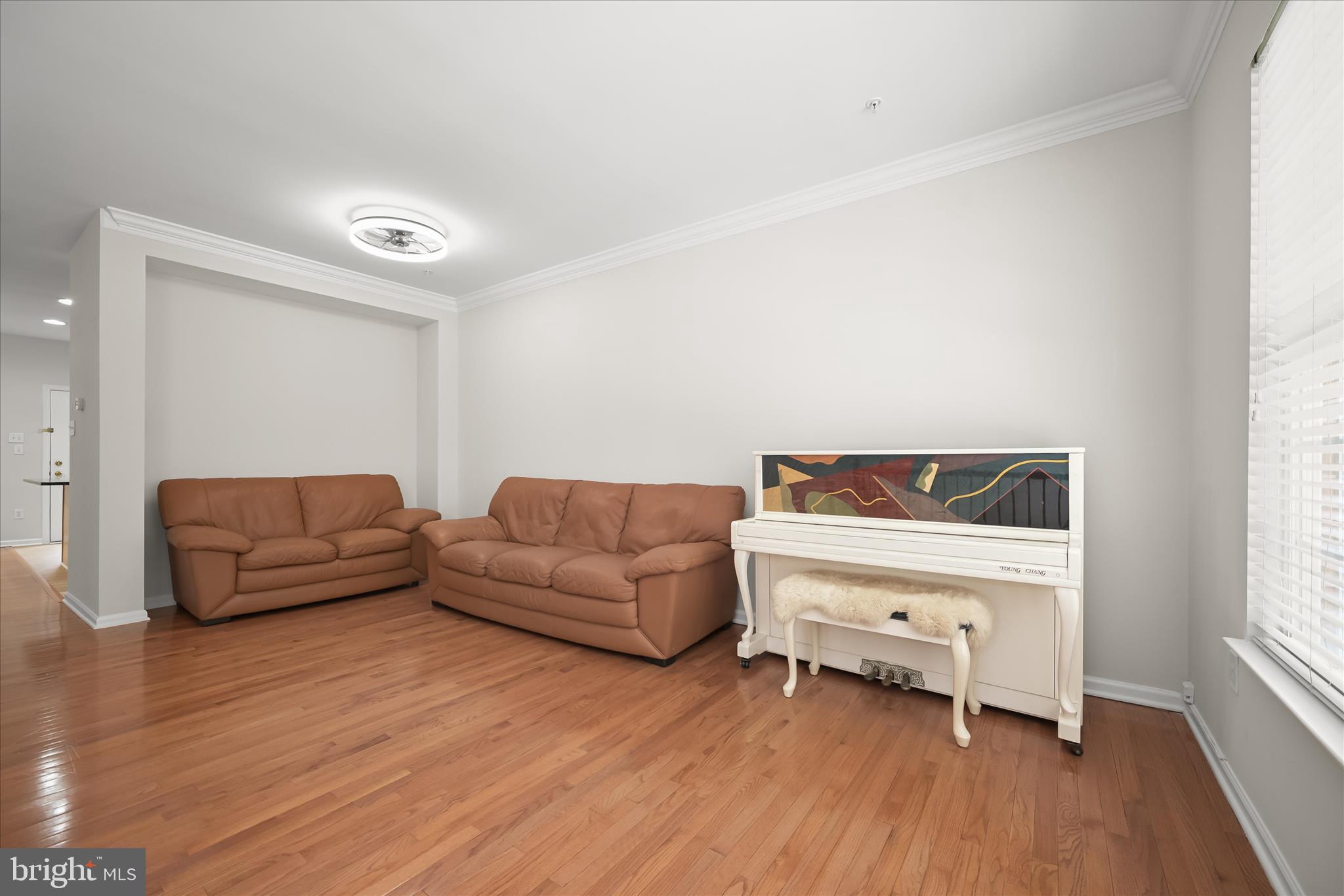 VILLAGE OF RIVER HILL - Residential