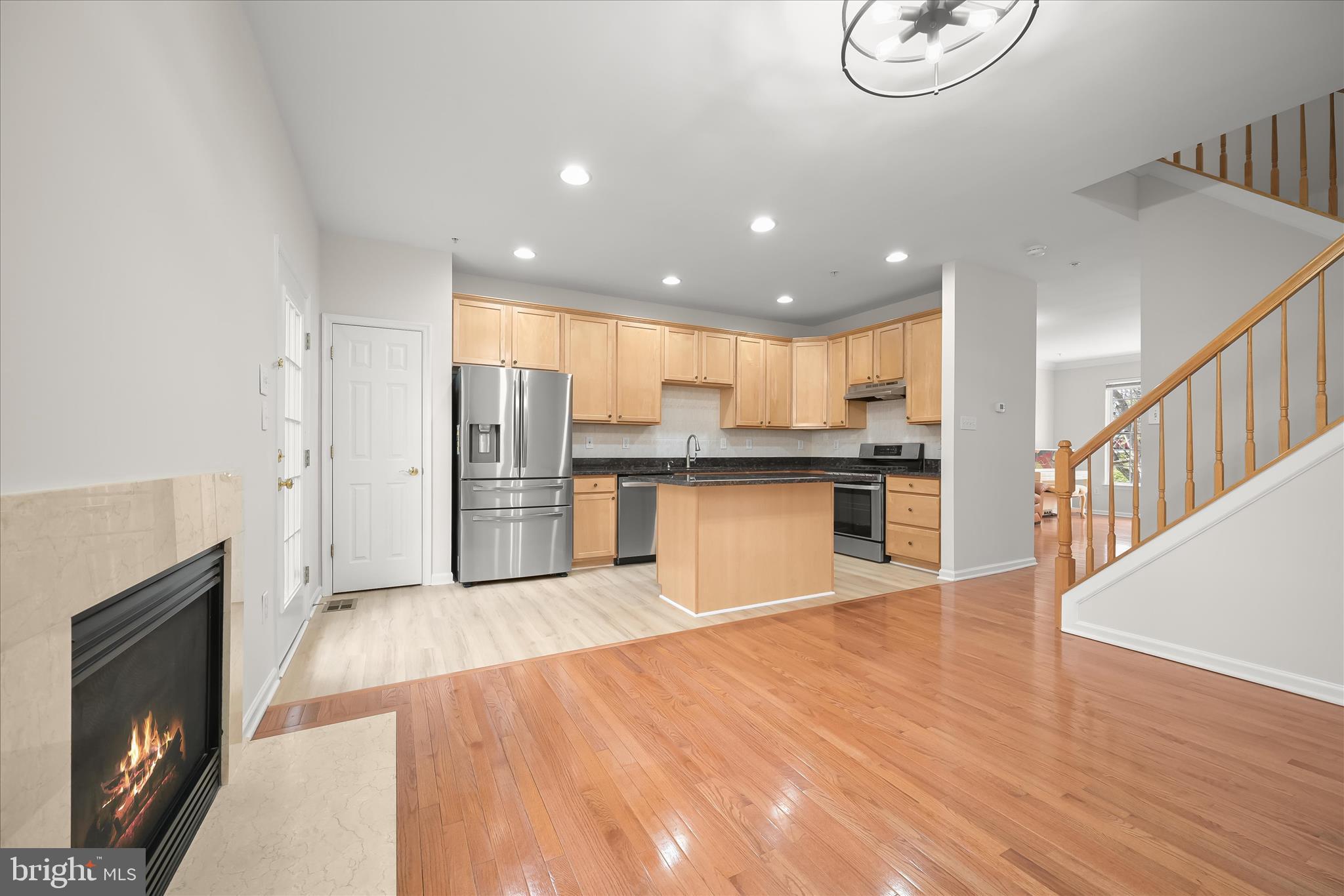 VILLAGE OF RIVER HILL - Residential