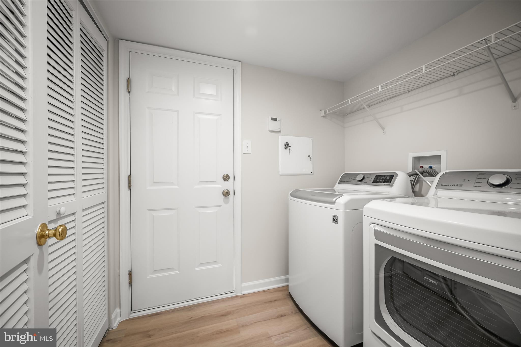 VILLAGE OF RIVER HILL - Residential