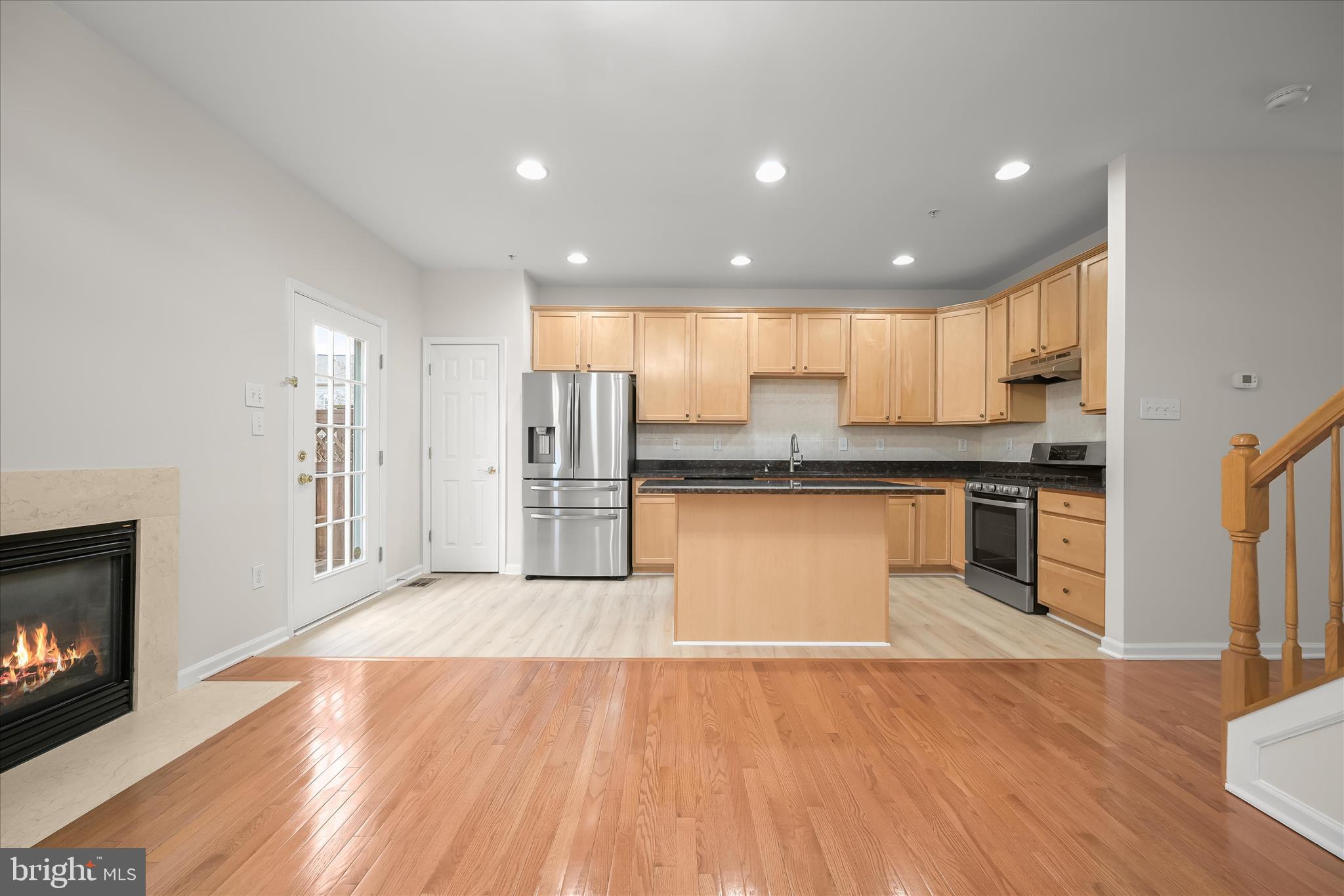 VILLAGE OF RIVER HILL - Residential