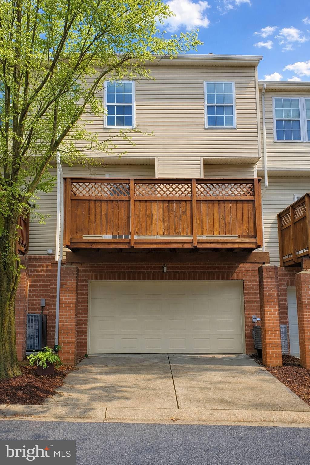 VILLAGE OF RIVER HILL - Residential