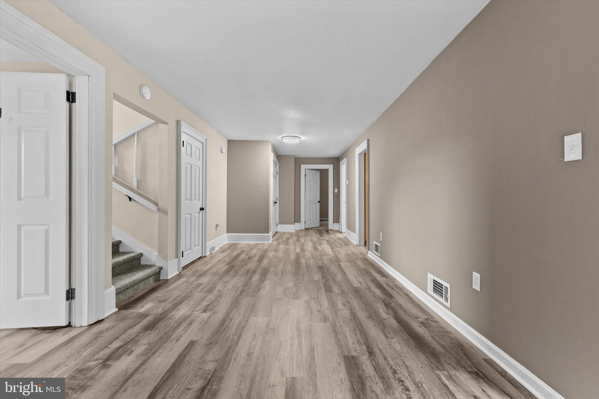 14 APACHE LANE