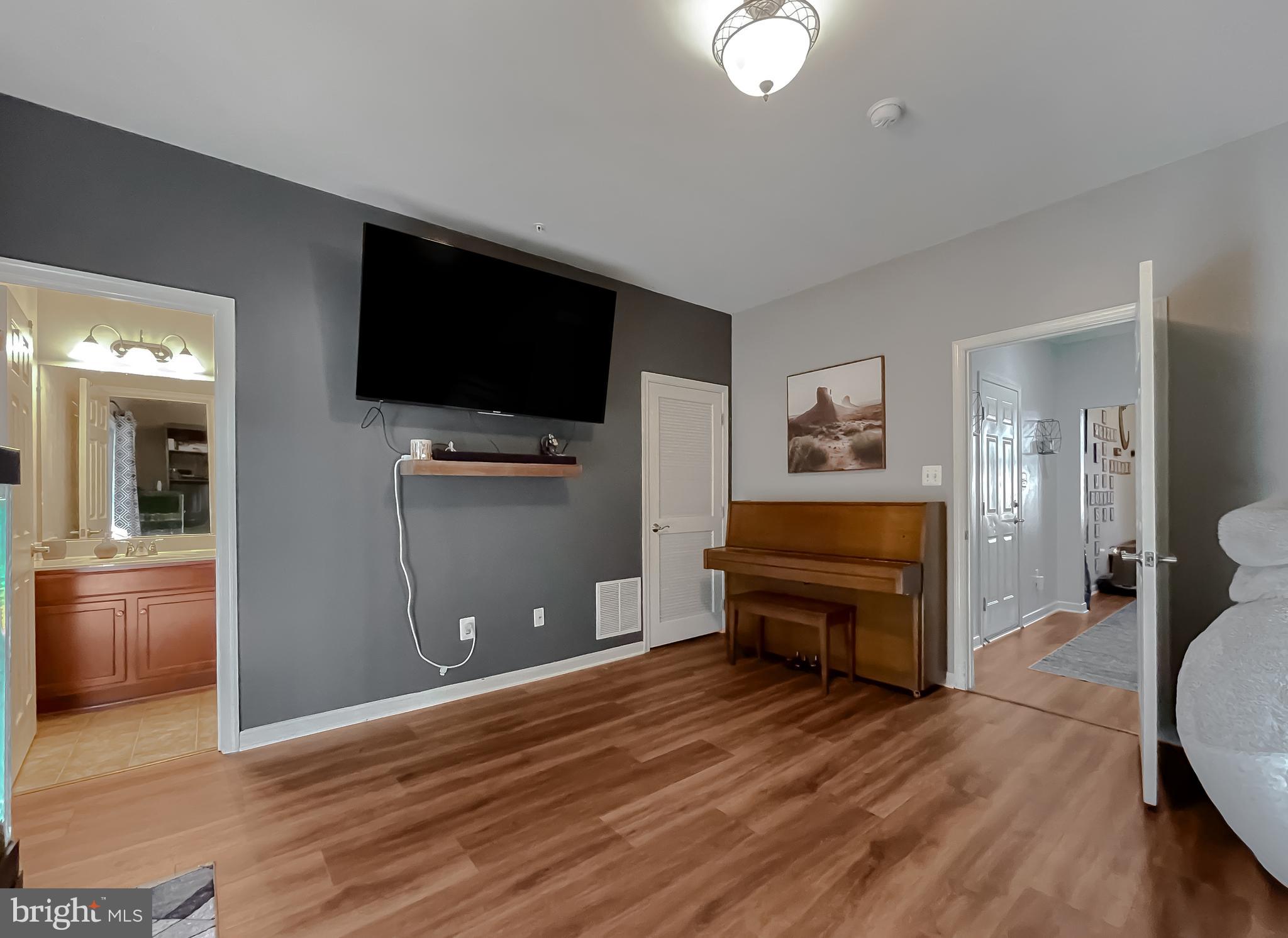 WOODLAND PARK AT WILDEWOOD - Residential