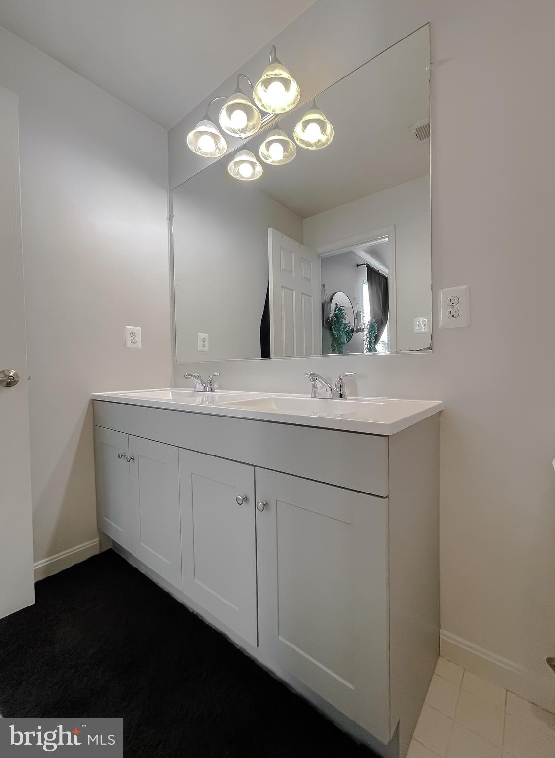 WOODLAND PARK AT WILDEWOOD - Residential