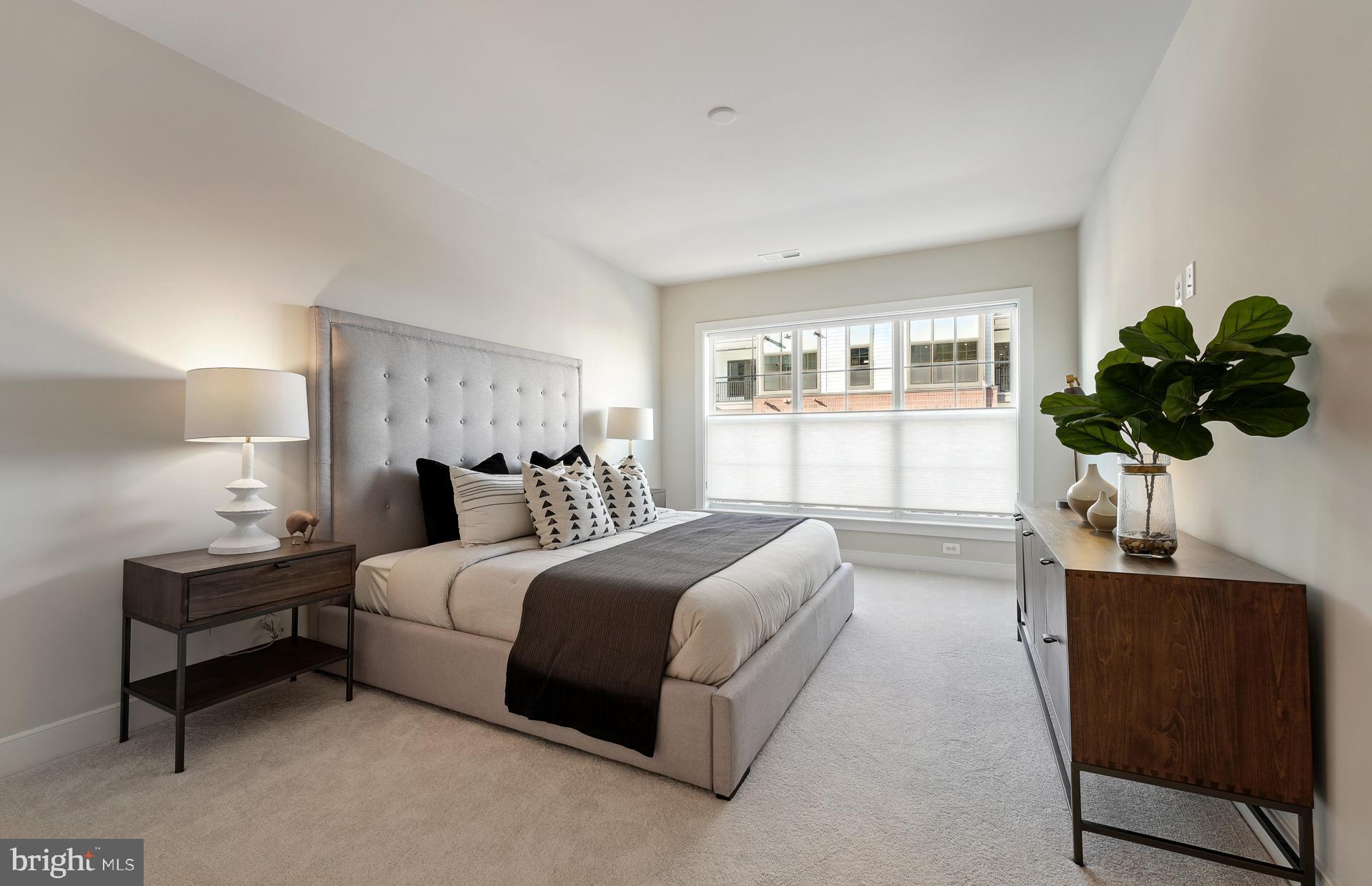 THE FLATS AT NATIONAL HARBOR - Residential