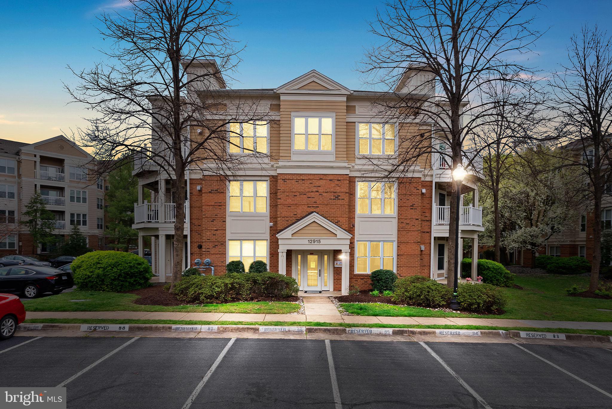 WORLDGATE CONDO - Residential