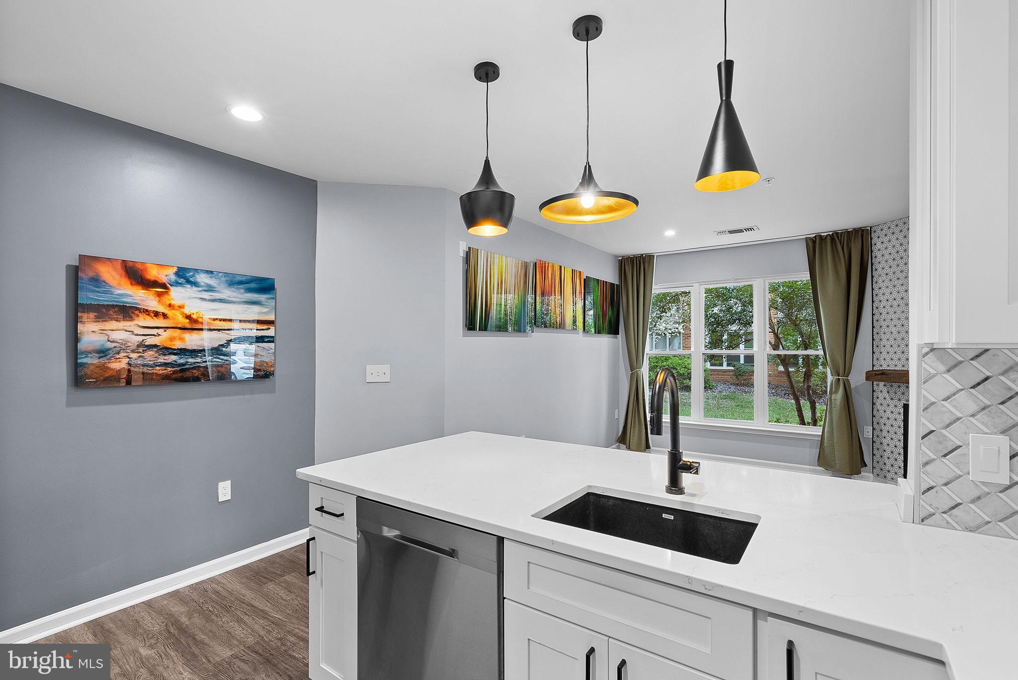 WORLDGATE CONDO - Residential