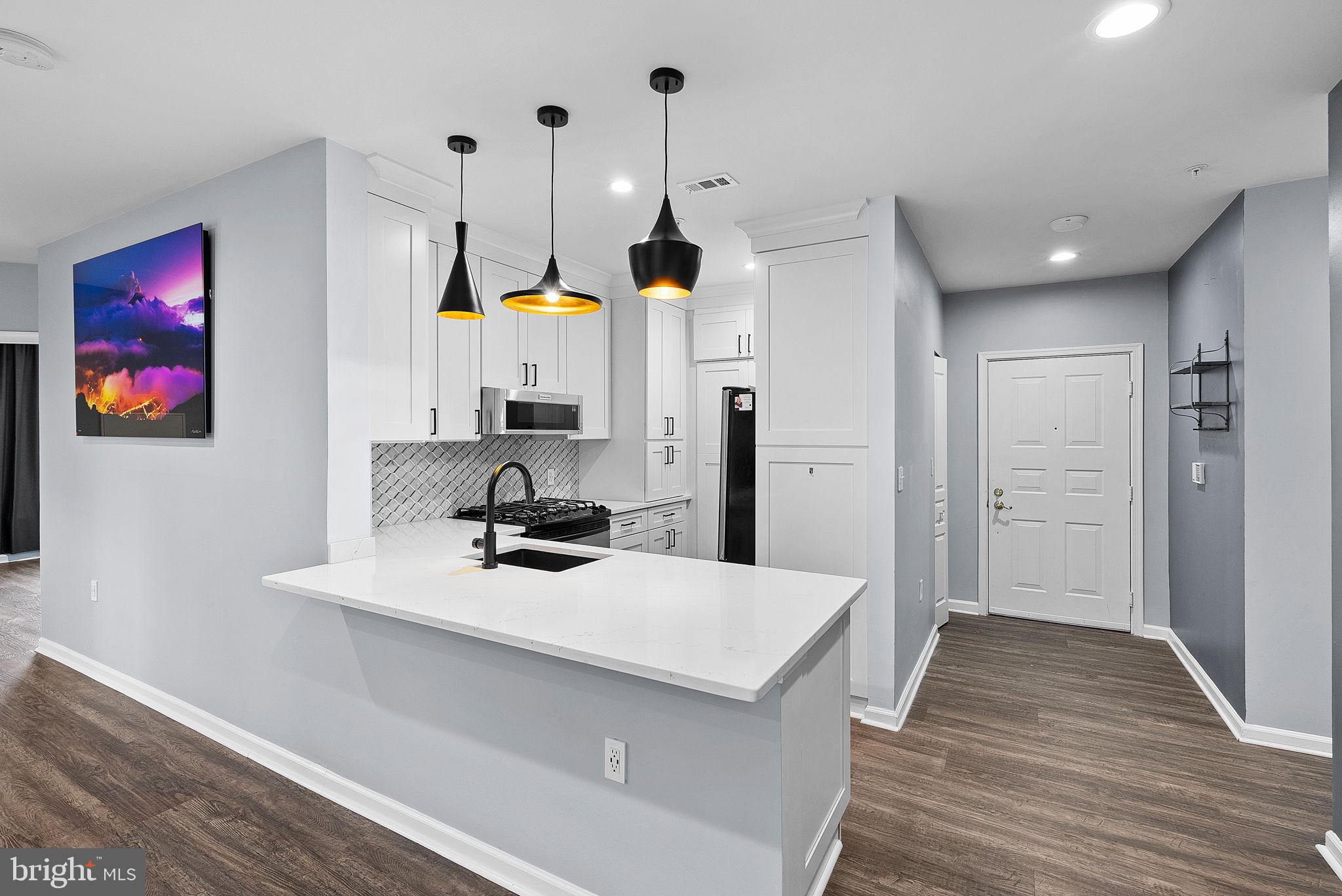 WORLDGATE CONDO - Residential