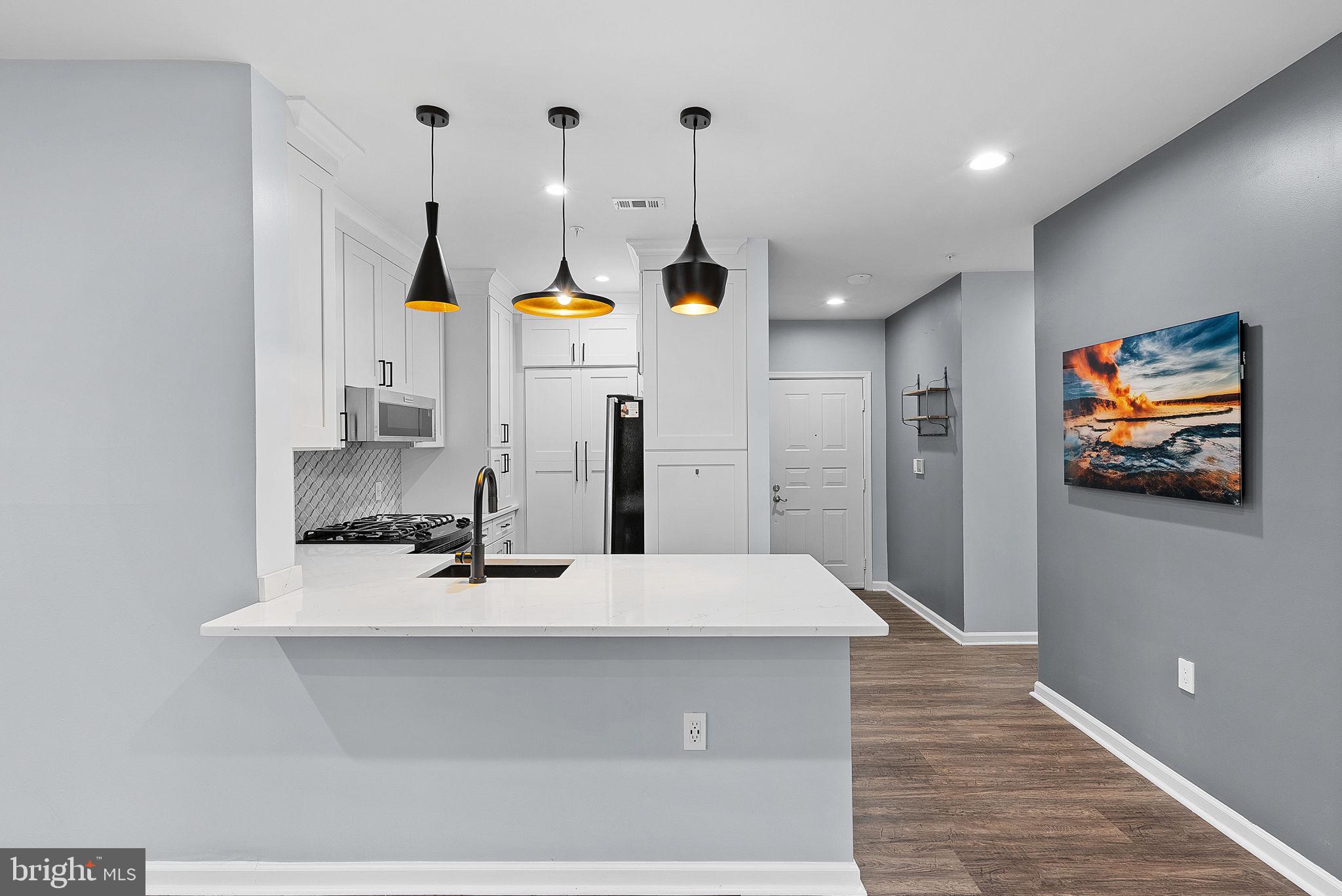 WORLDGATE CONDO - Residential