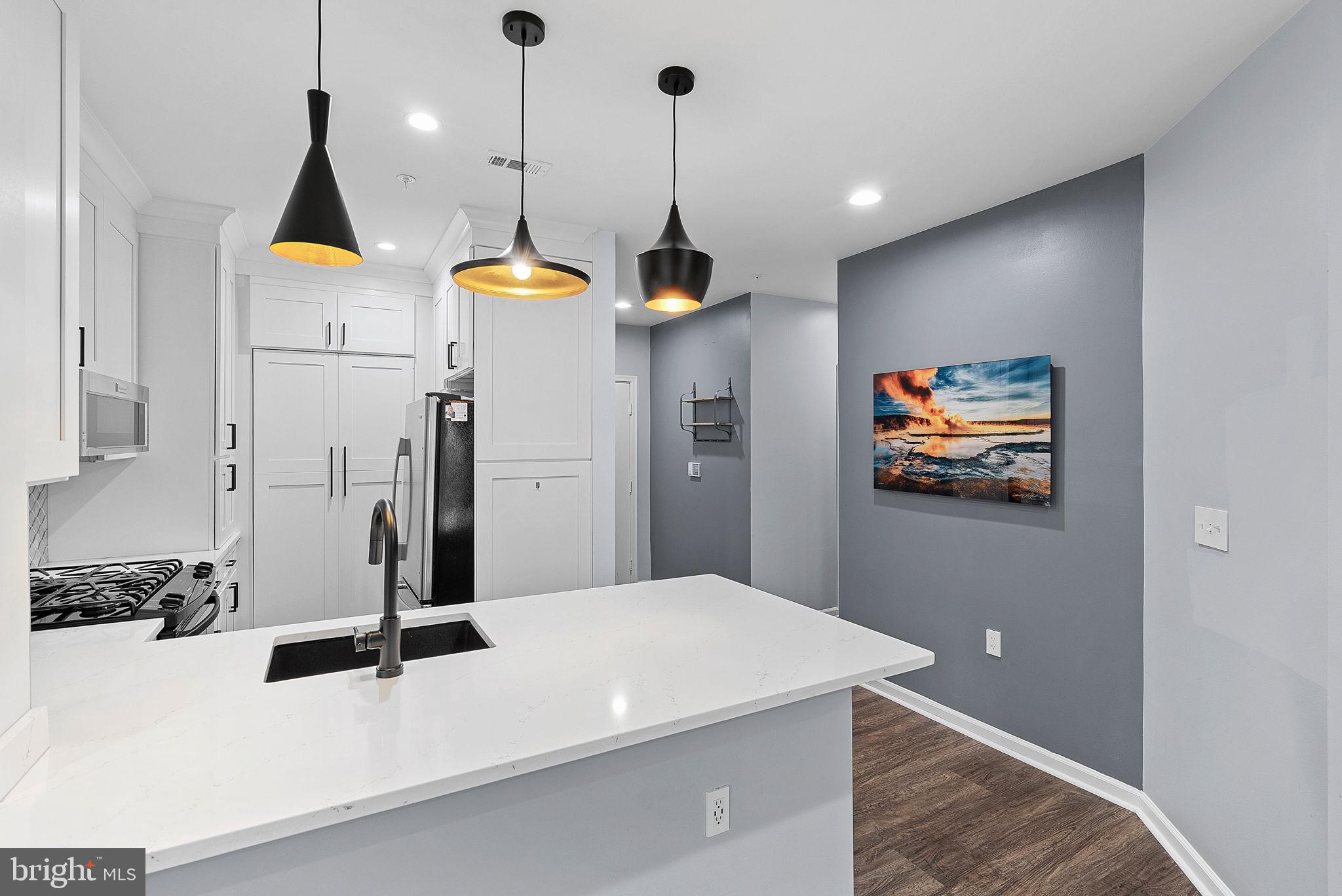 WORLDGATE CONDO - Residential