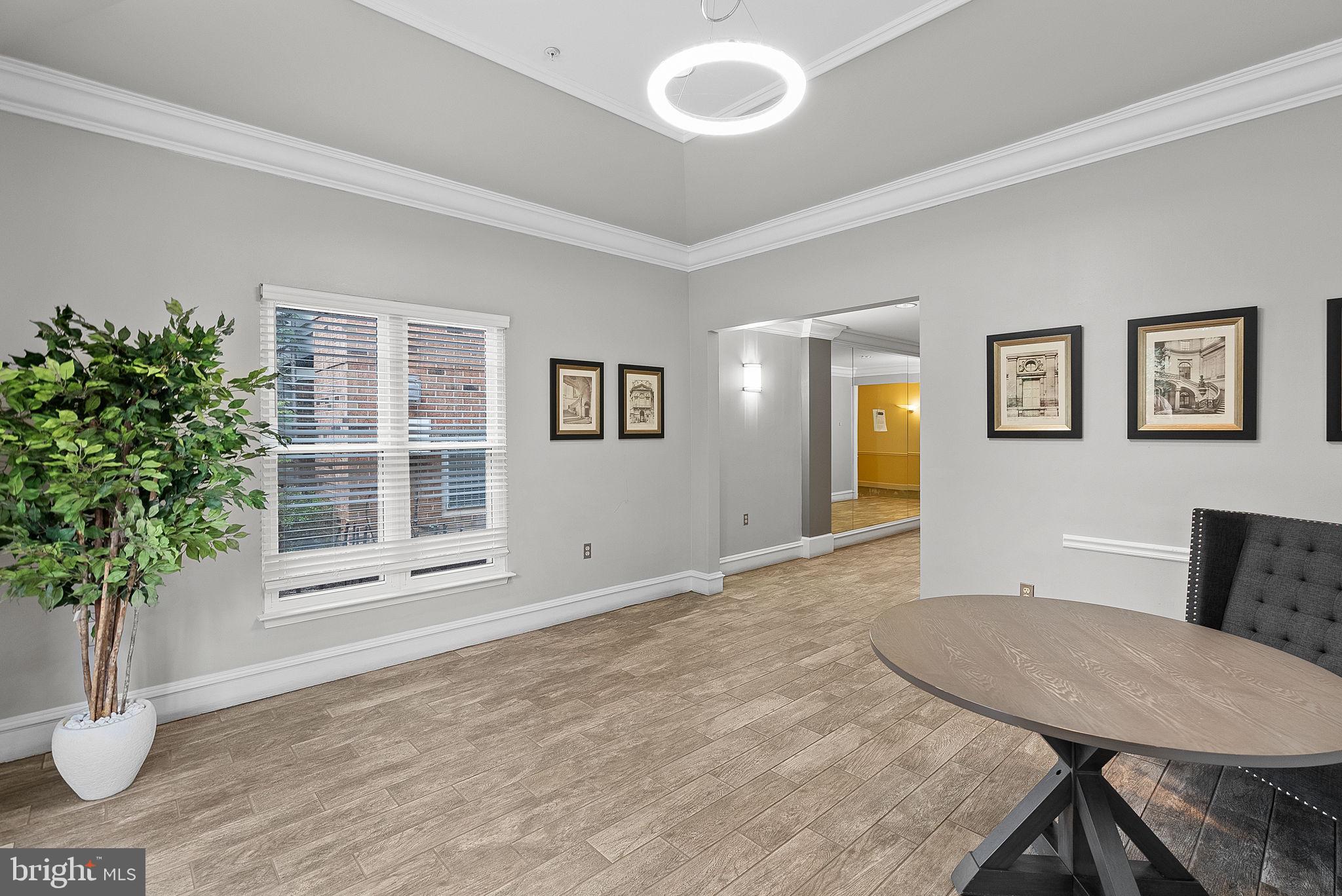 WORLDGATE CONDO - Residential