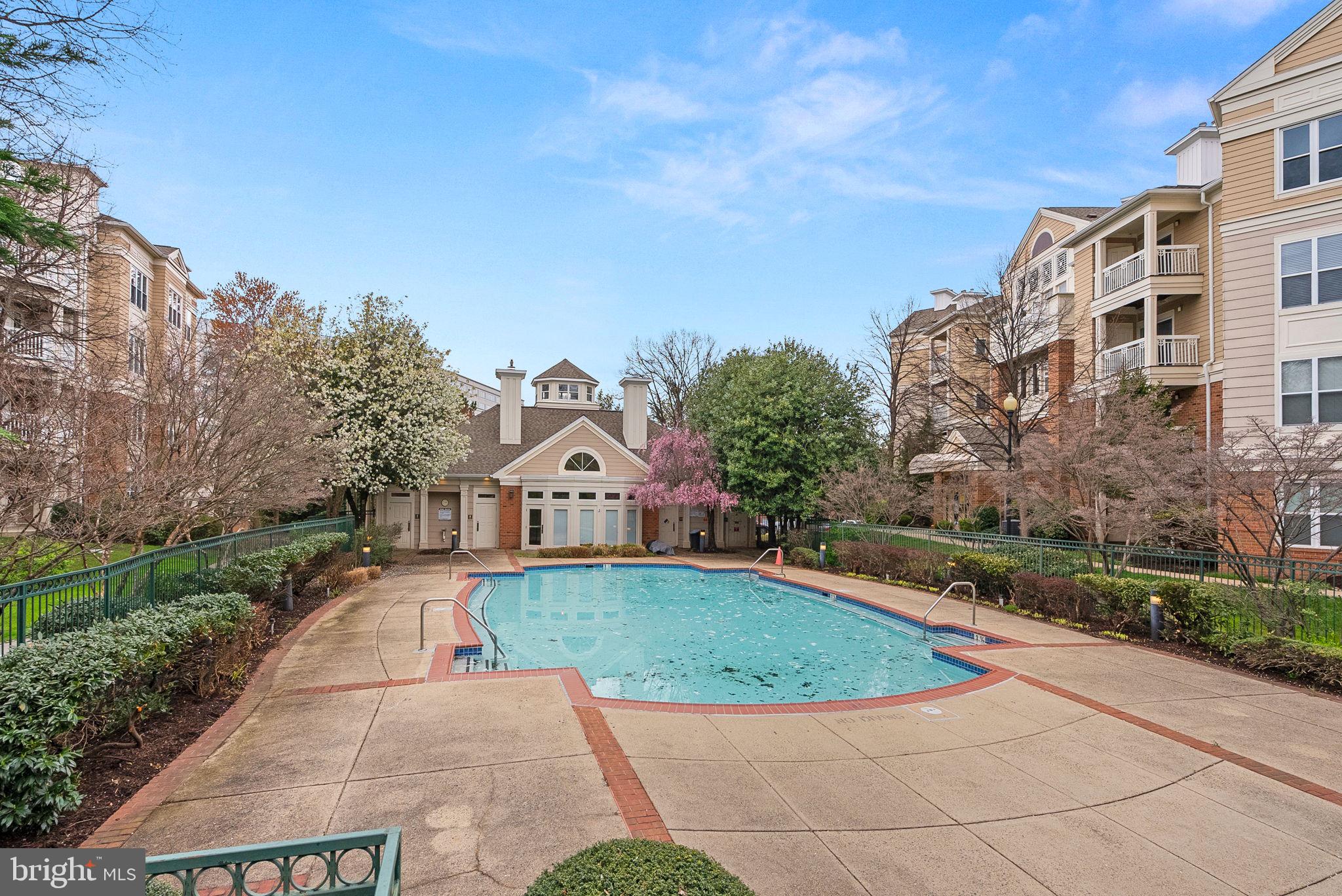 WORLDGATE CONDO - Residential