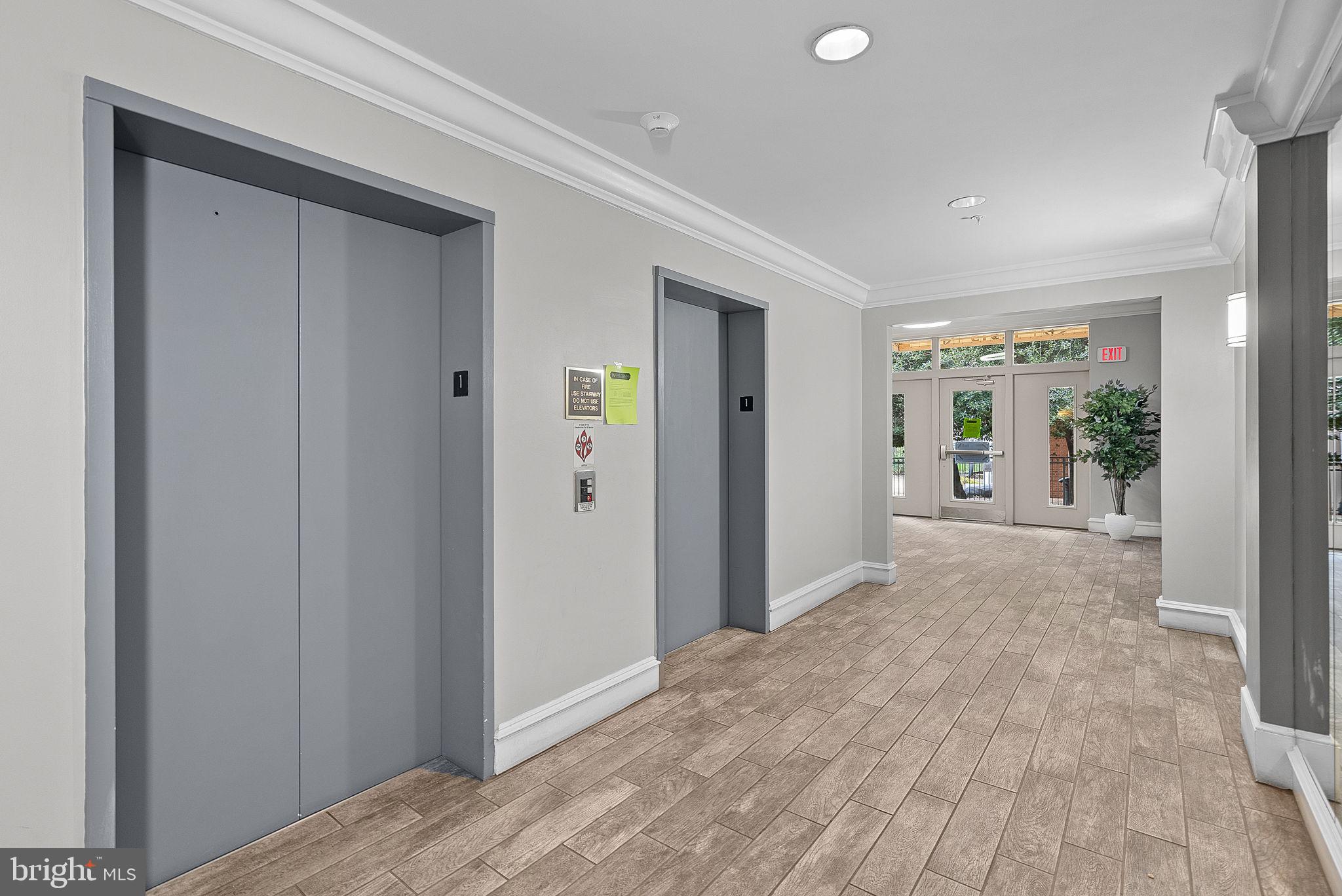 WORLDGATE CONDO - Residential