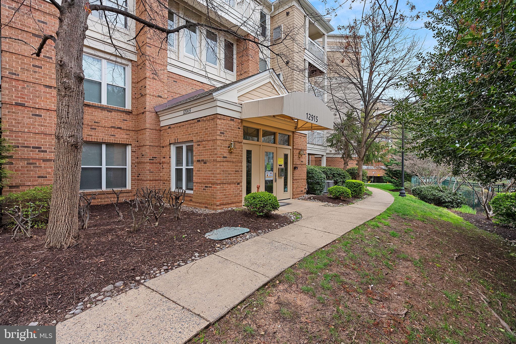 WORLDGATE CONDO - Residential