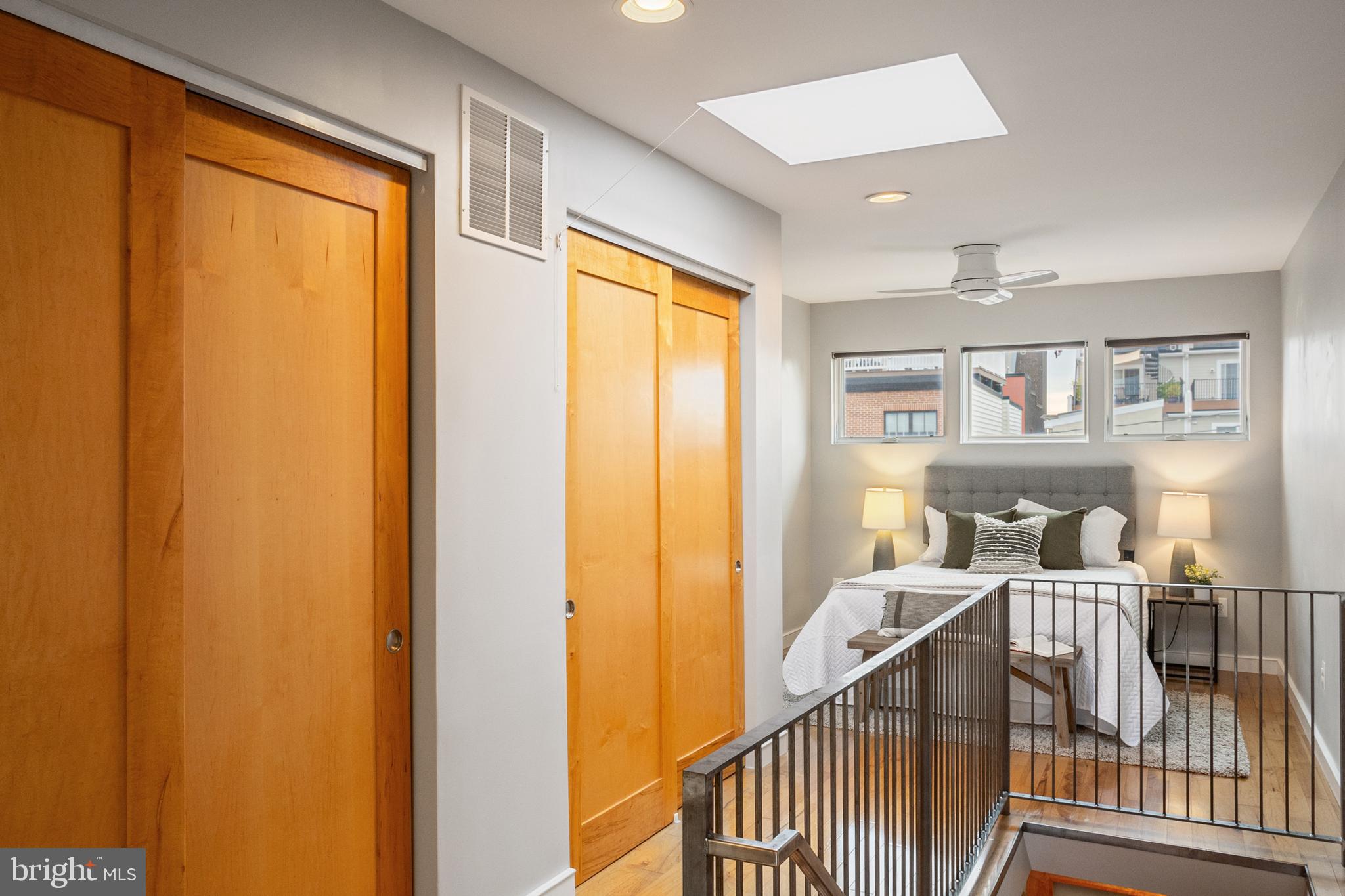 LOCUST POINT - Residential