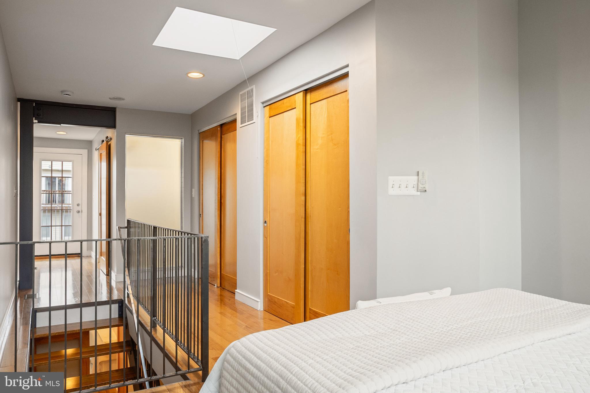 LOCUST POINT - Residential