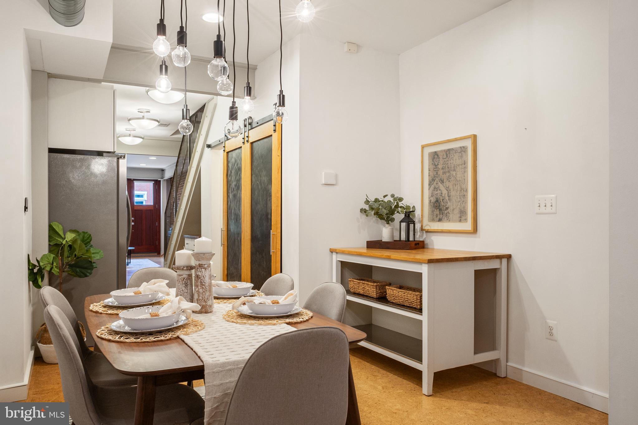 LOCUST POINT - Residential