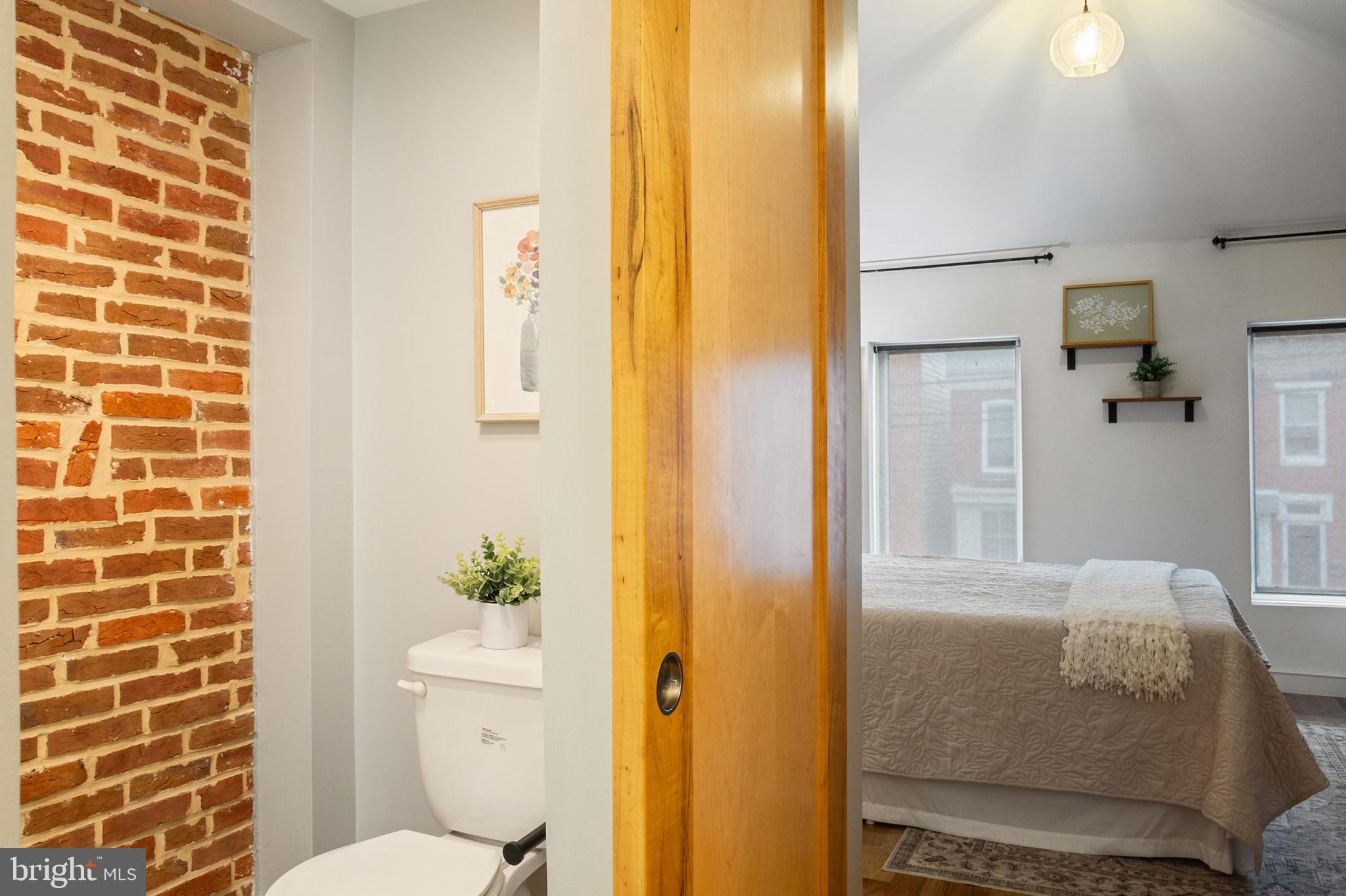 LOCUST POINT - Residential