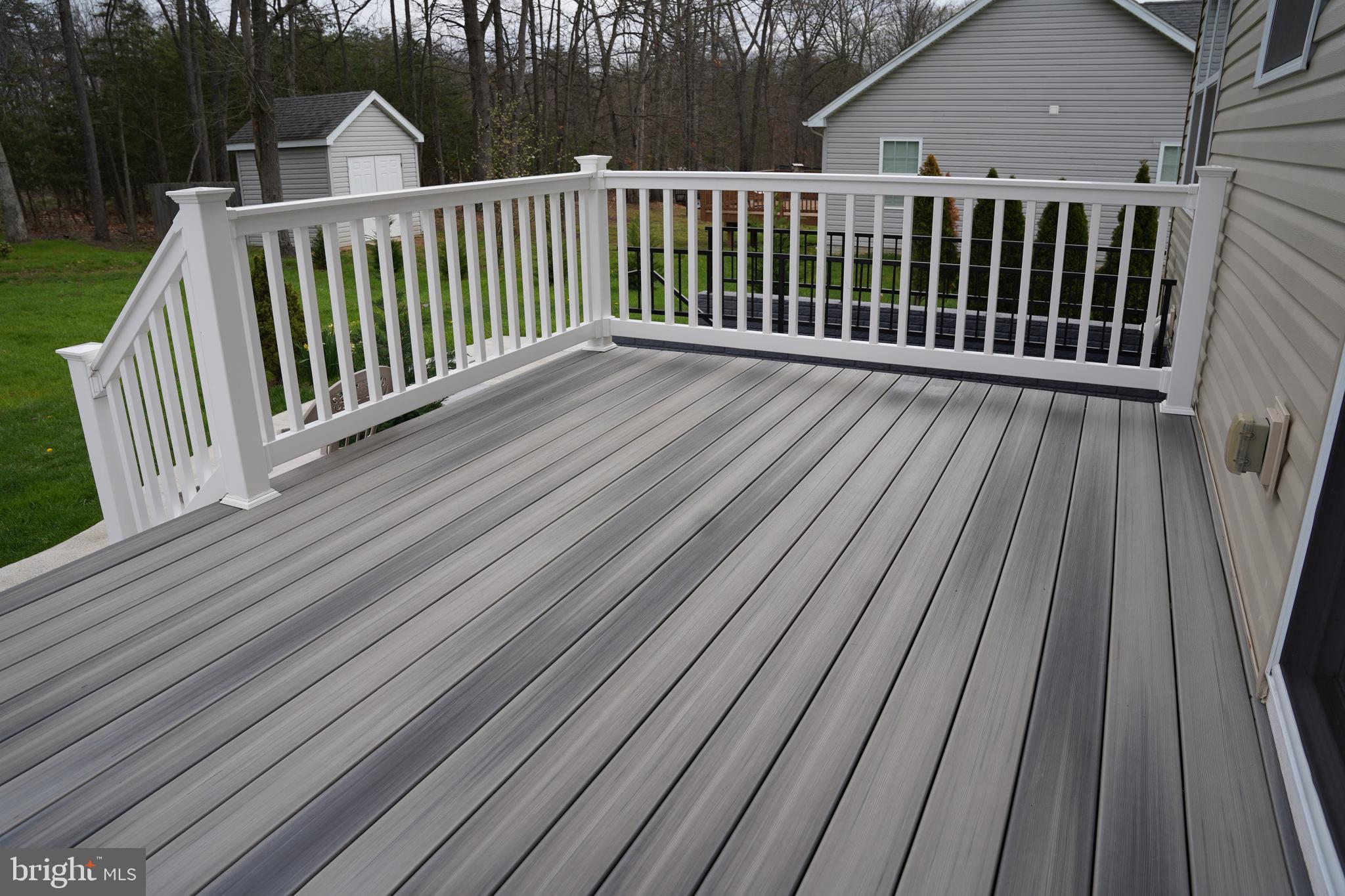 CAMERON ACRES - Residential