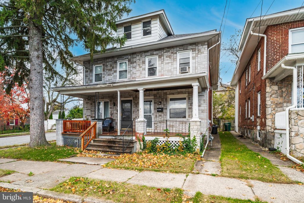 Photo of 422 Hickory Street, BETHLEHEM, PA 18017 (MLS # PANH2008868)