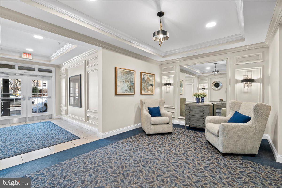 300 HIGH GABLES DRIVE 407