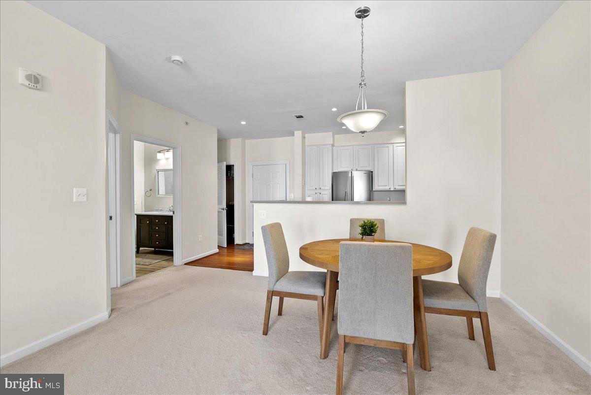 LAKELAND RIDGE - Residential