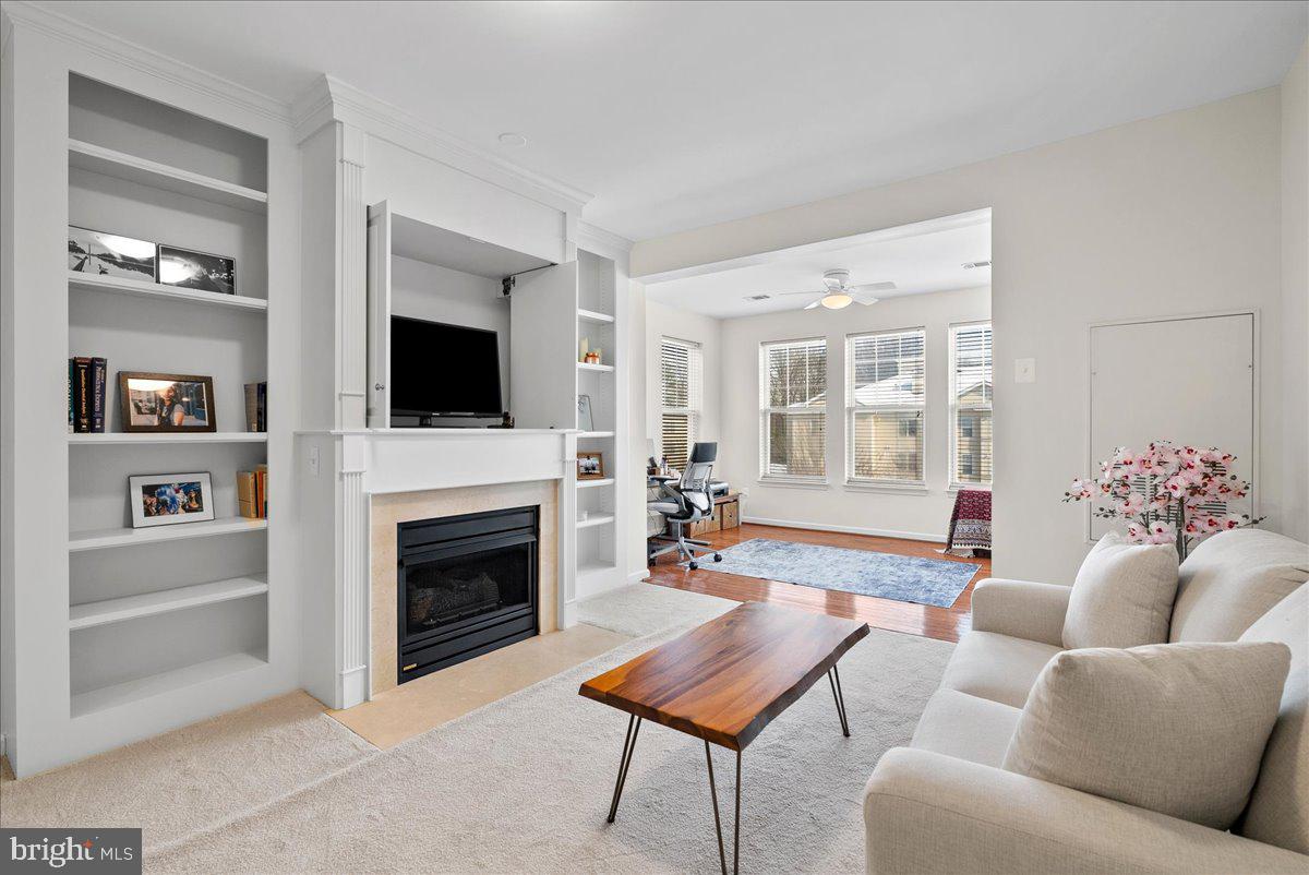 LAKELAND RIDGE - Residential