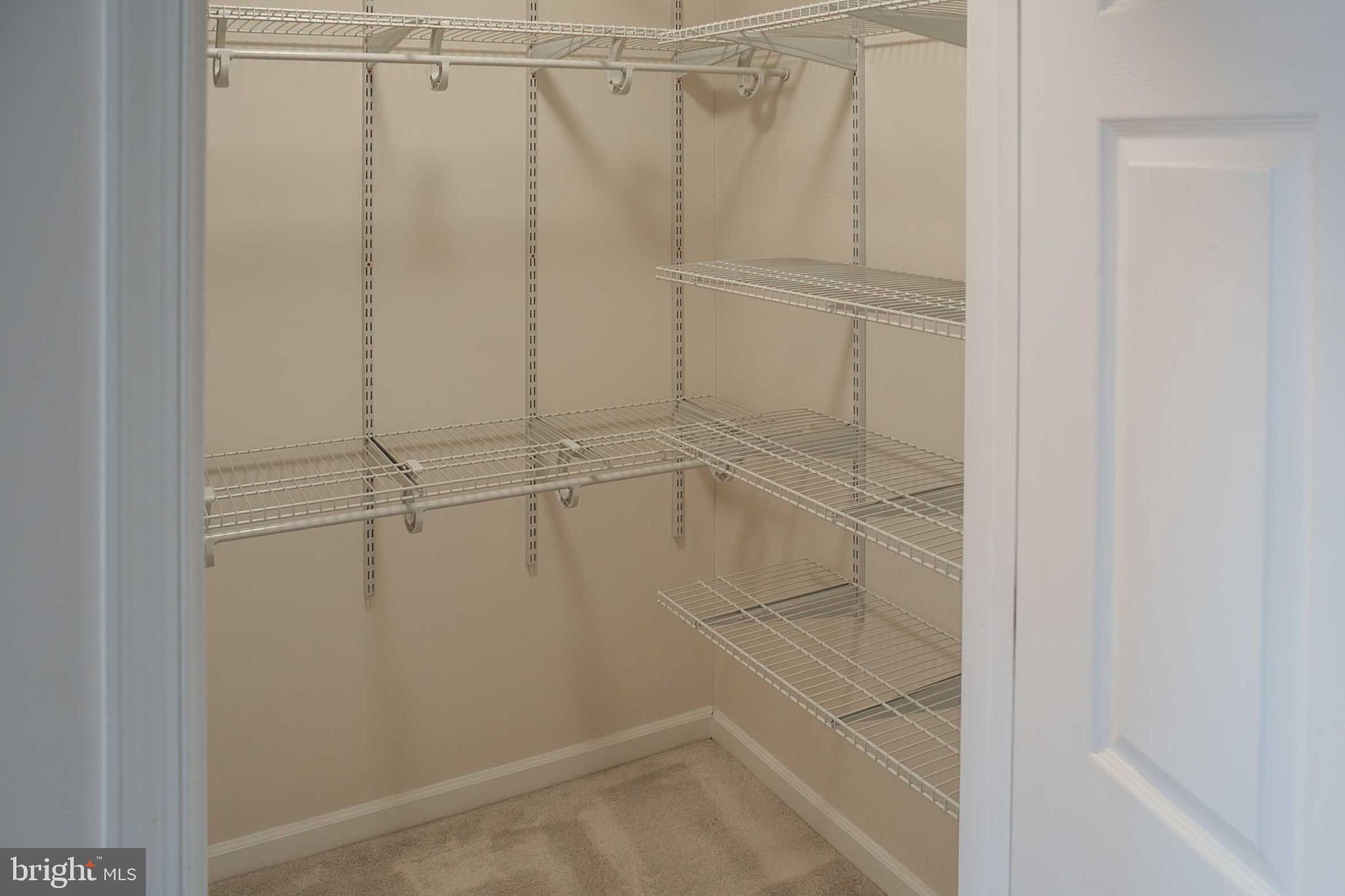 LAKELAND RIDGE - Residential