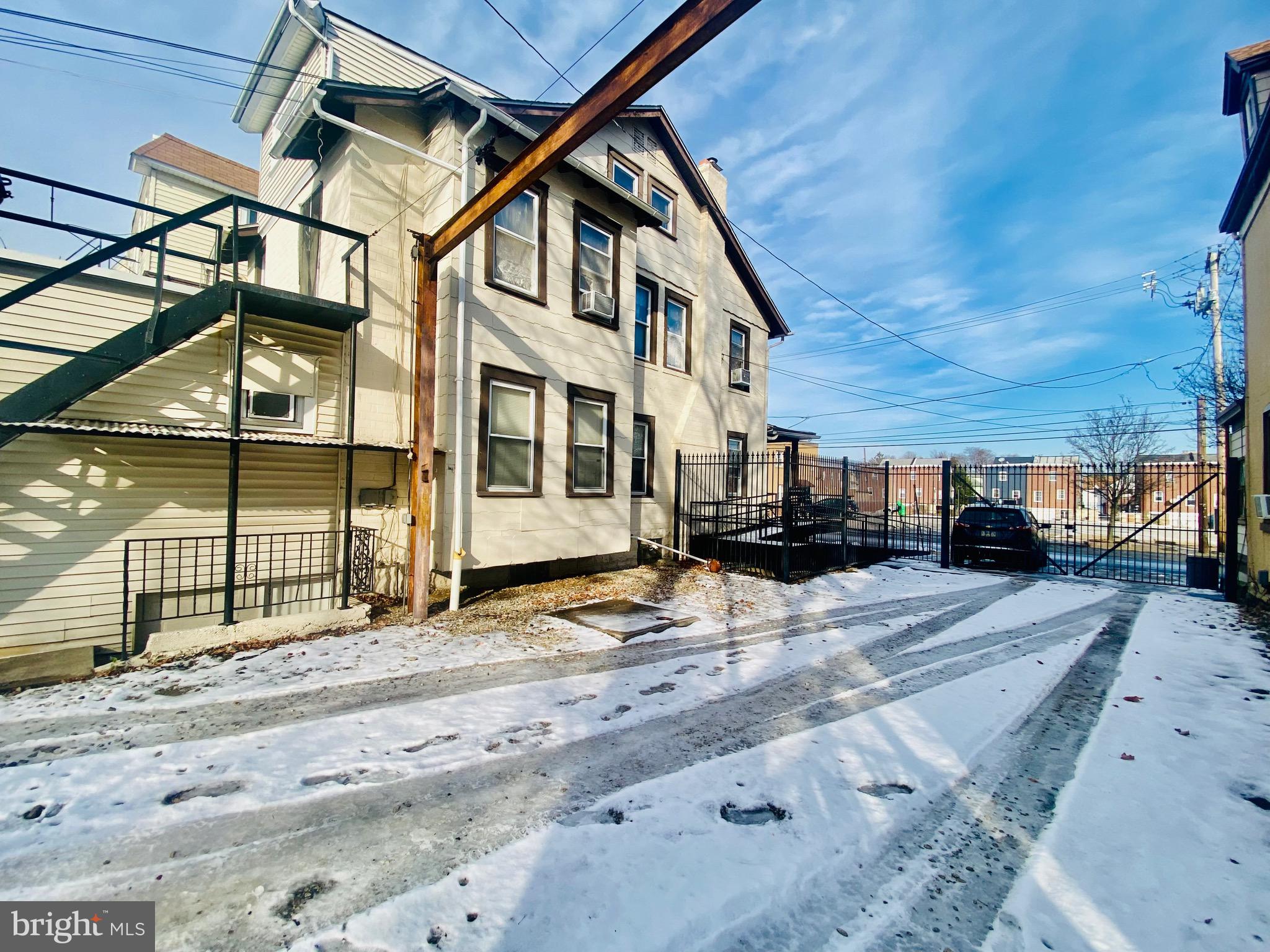 YEADON - Residential