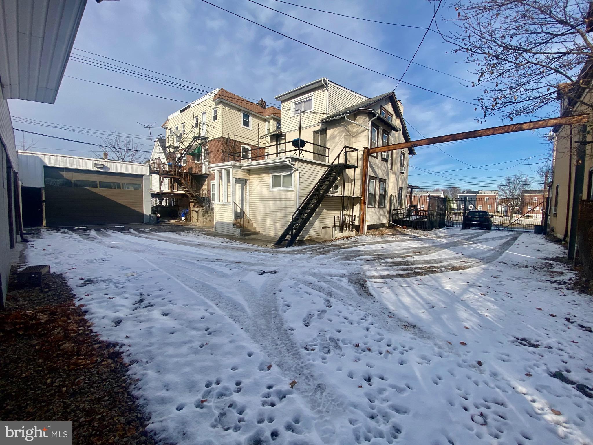 YEADON - Residential