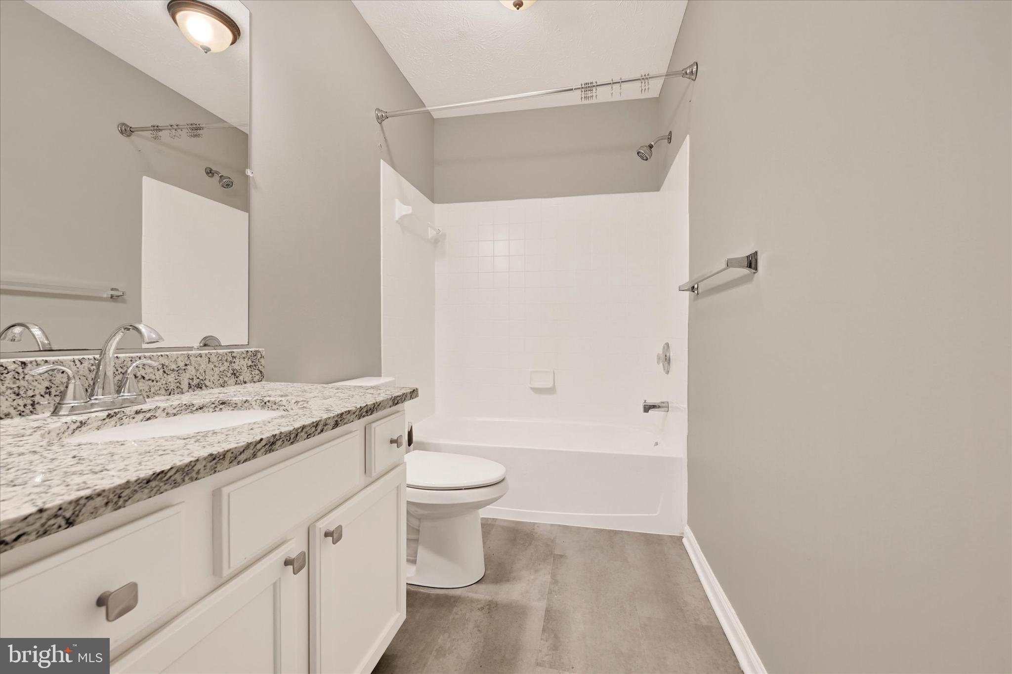 CROMWELL FOUNTAIN - Residential Lease