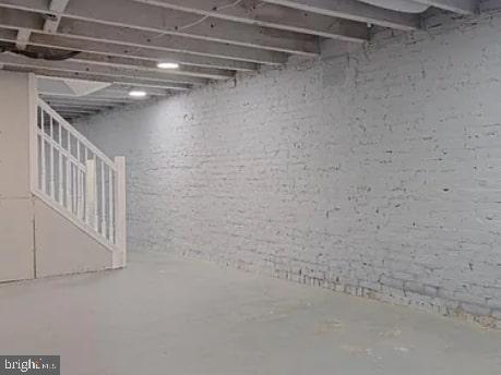 CHARLES VILLAGE - Residential Lease