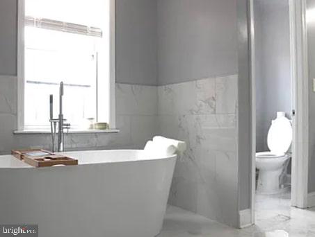 CHARLES VILLAGE - Residential Lease