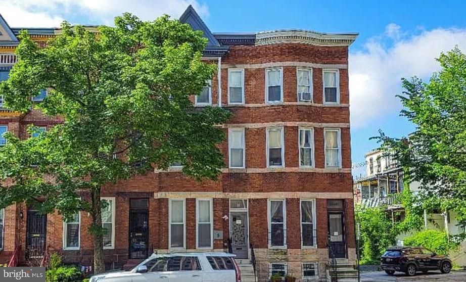 CHARLES VILLAGE - Residential Lease