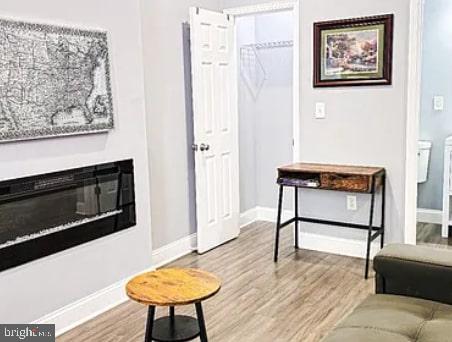 CHARLES VILLAGE - Residential Lease