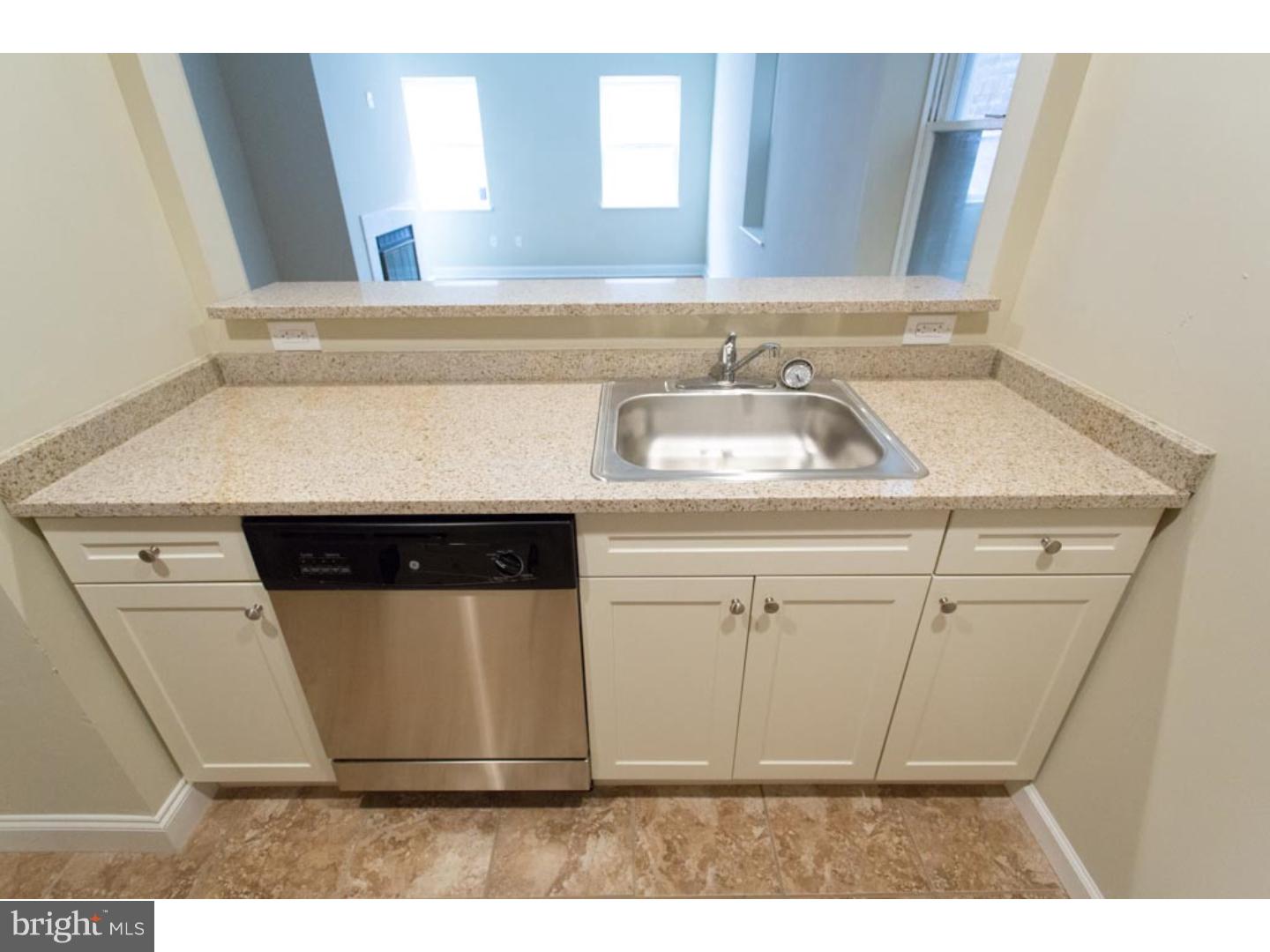 WASHINGTON SQ WEST - Residential Lease